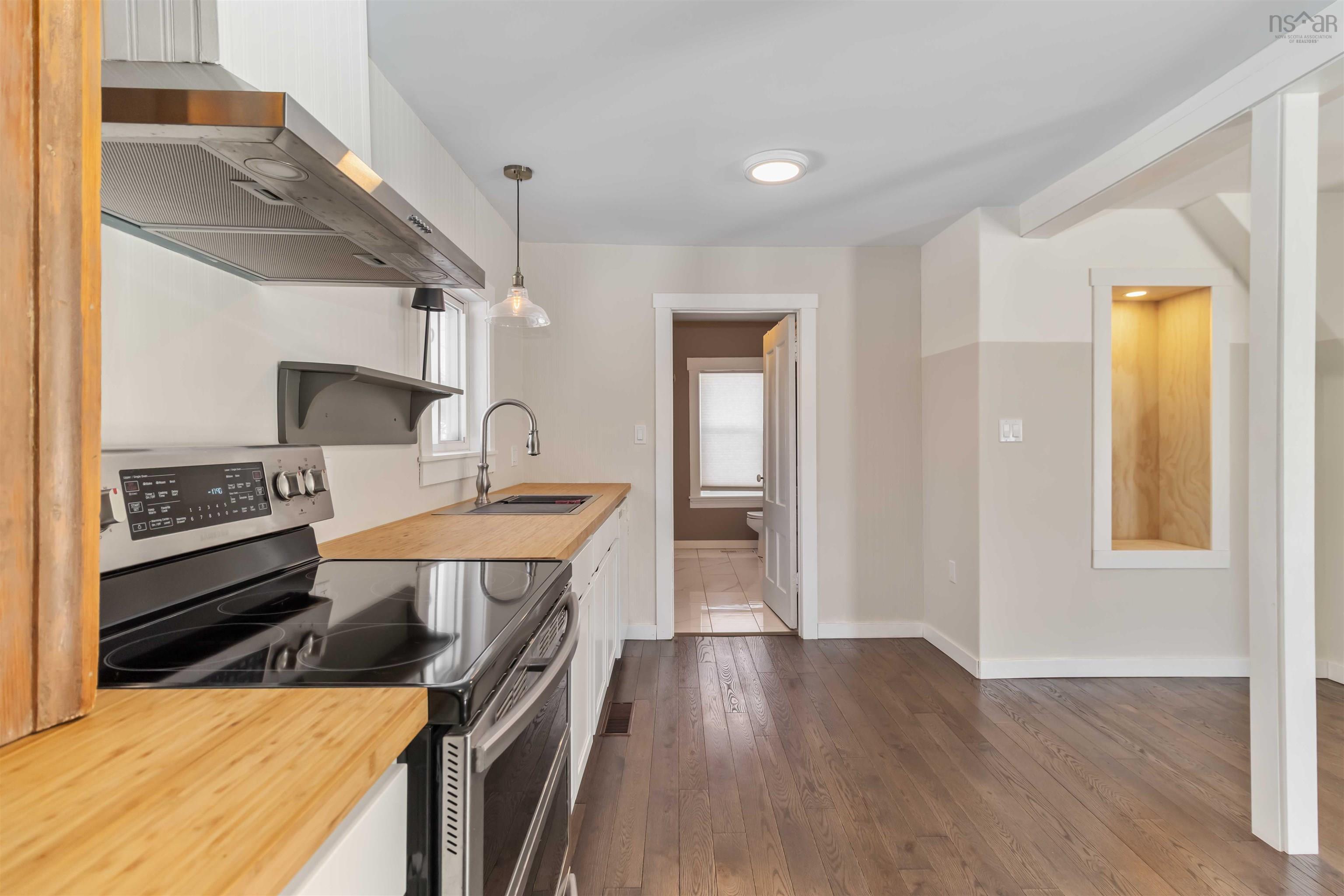 $479,900.00: 7484 Highway 3, Martins River