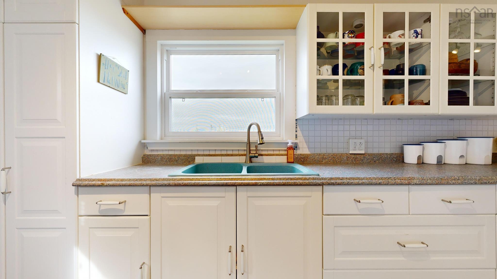 $475,000.00: 60 Cove Road, Halls Harbour