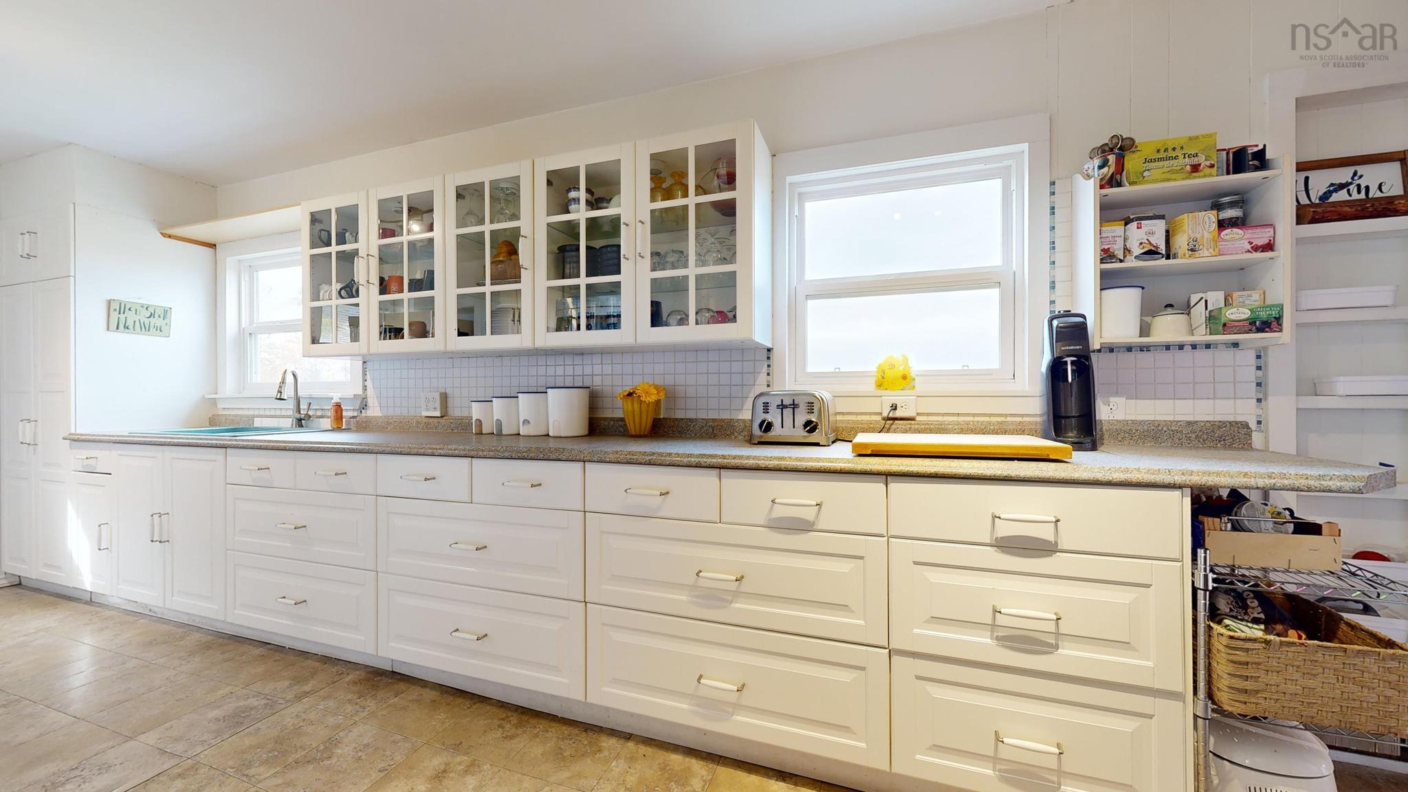 $475,000.00: 60 Cove Road, Halls Harbour