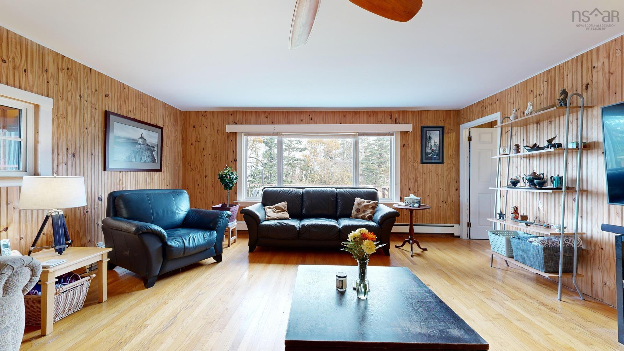 $475,000.00: 60 Cove Road, Halls Harbour