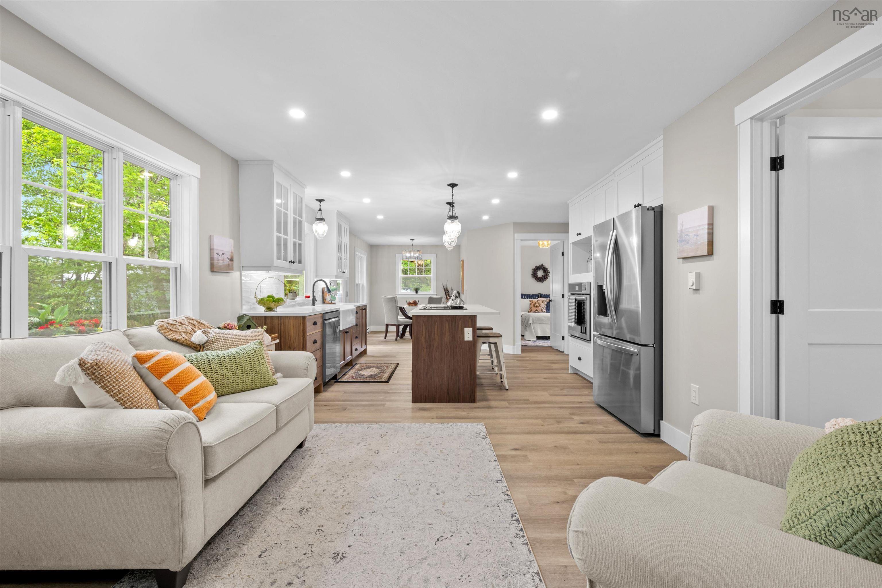 $349,000.00: 7 Daylily Lane, Lake Charlotte