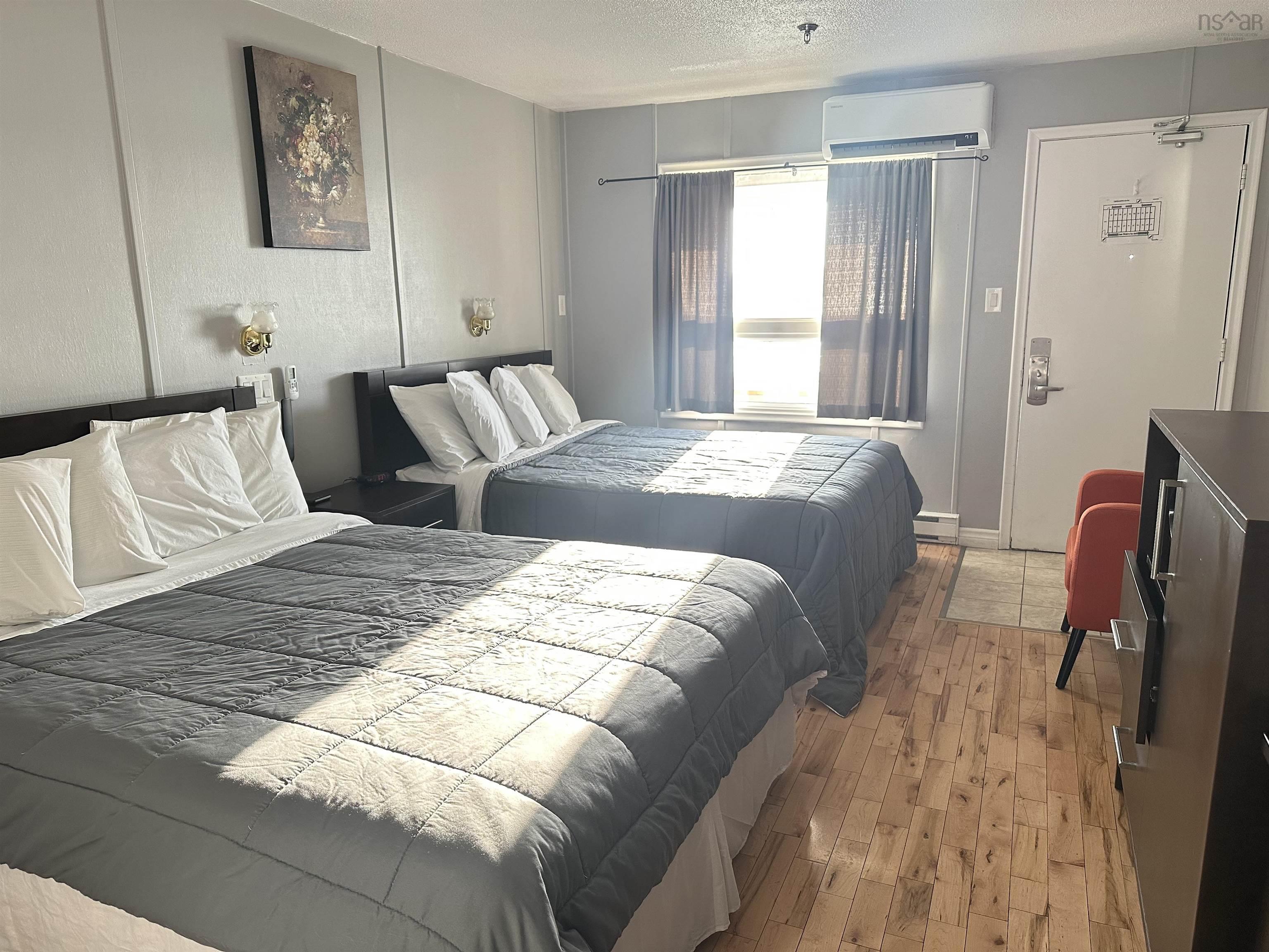 $4,999,999.00: 100 KINGS Road, Sydney