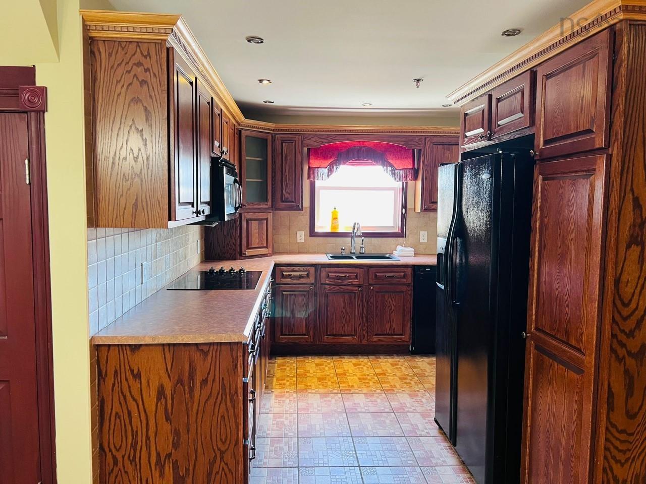 $4,999,999.00: 100 KINGS Road, Sydney