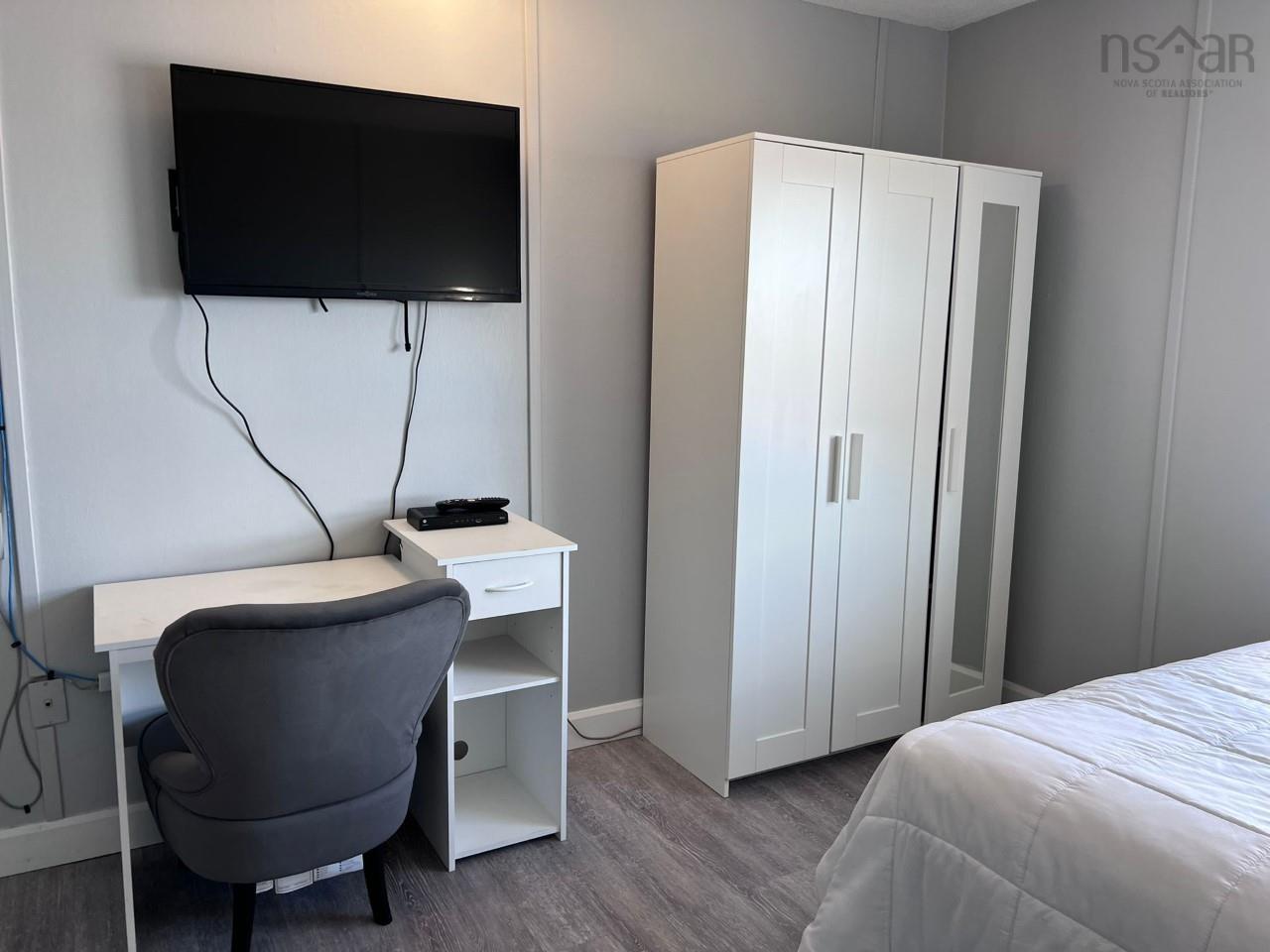 $4,999,999.00: 100 KINGS Road, Sydney