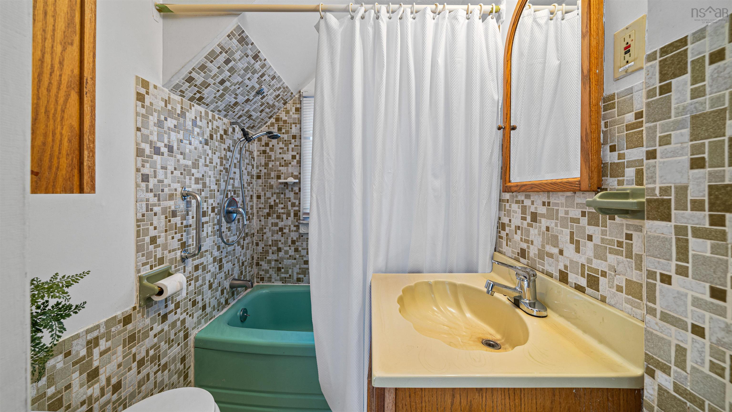 $349,900.00: 61 Withrod Drive, Halifax