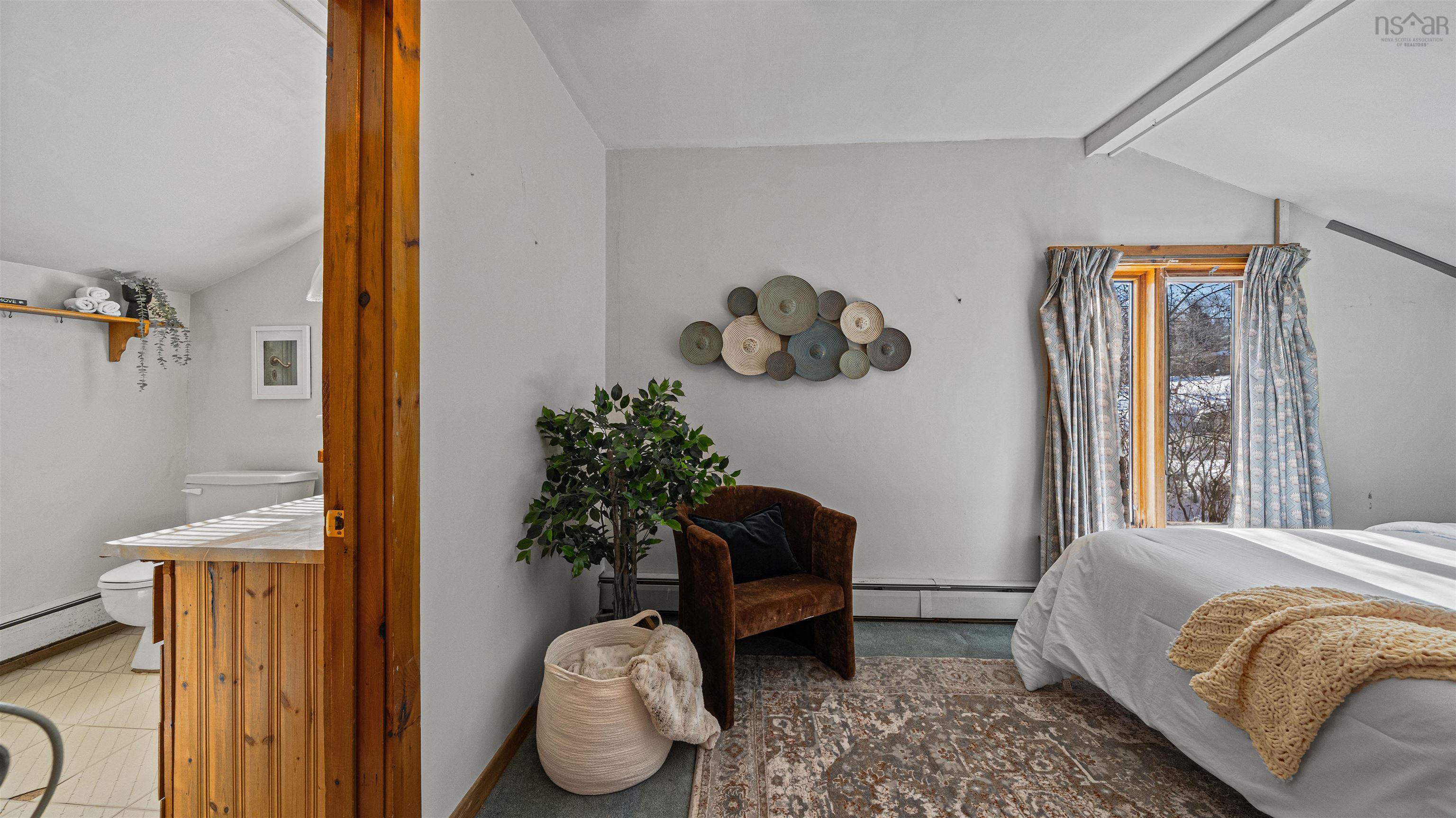 $349,900.00: 61 Withrod Drive, Halifax