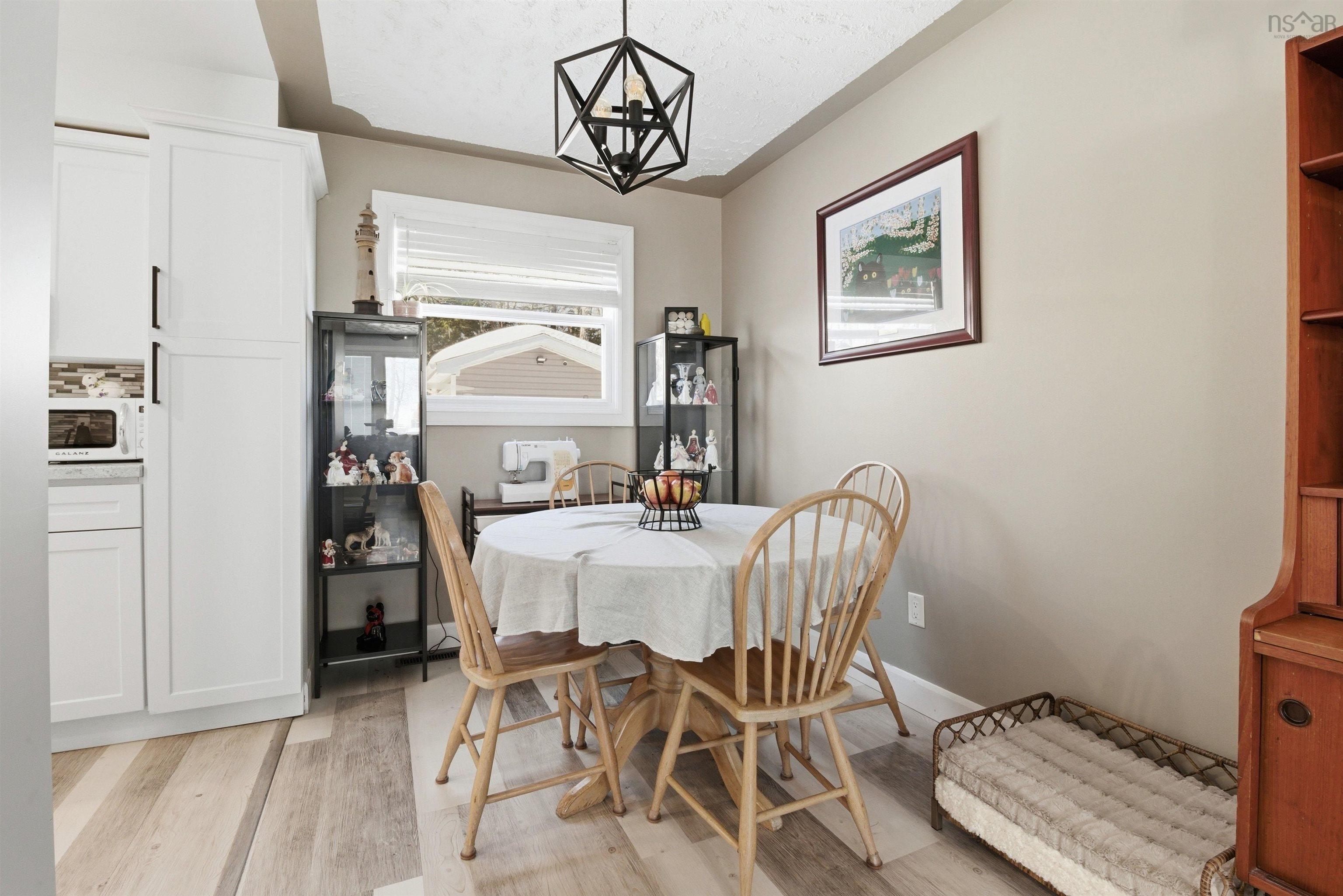 $489,000.00: 216 Stokil Drive, Lower Sackville