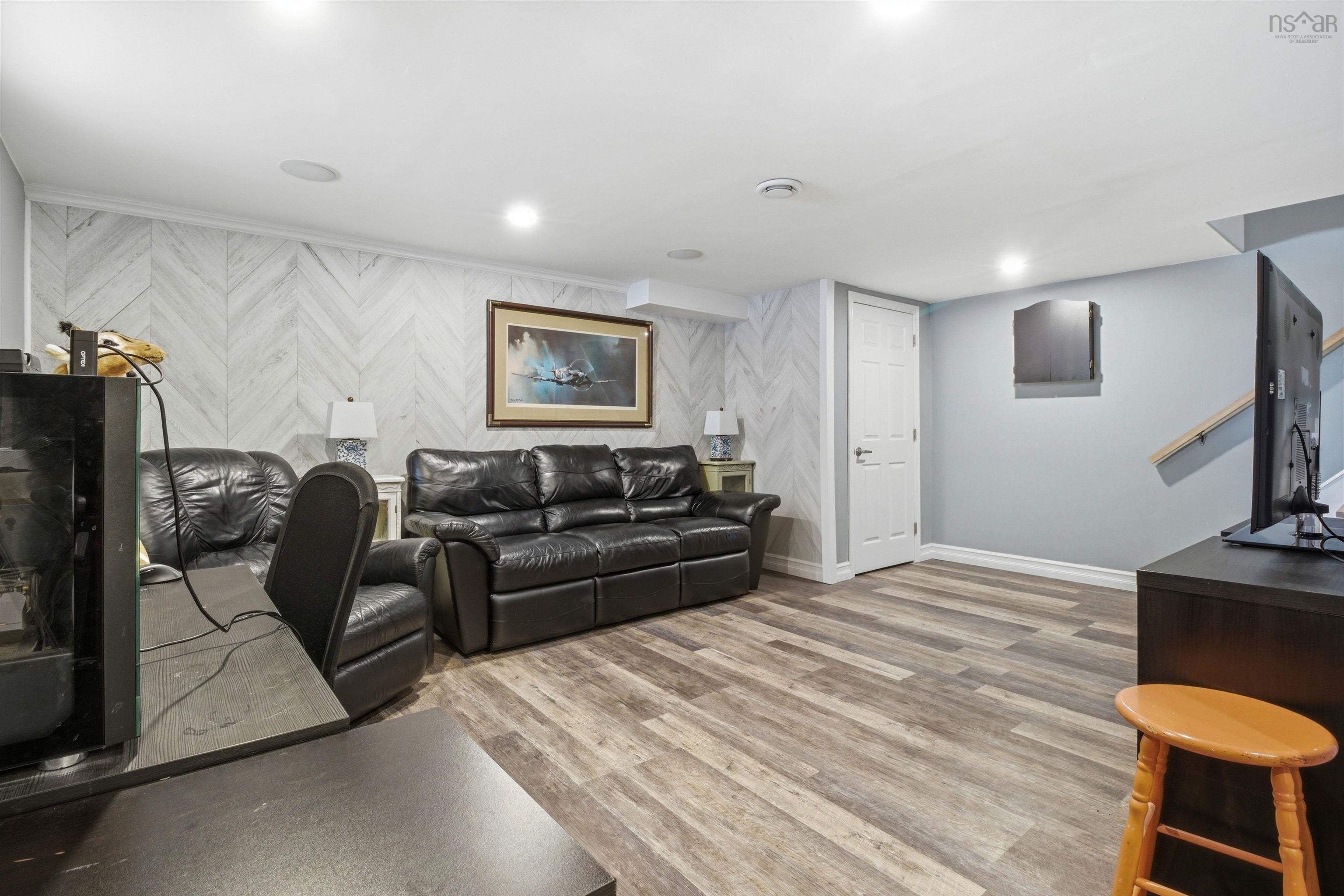 $489,000.00: 216 Stokil Drive, Lower Sackville