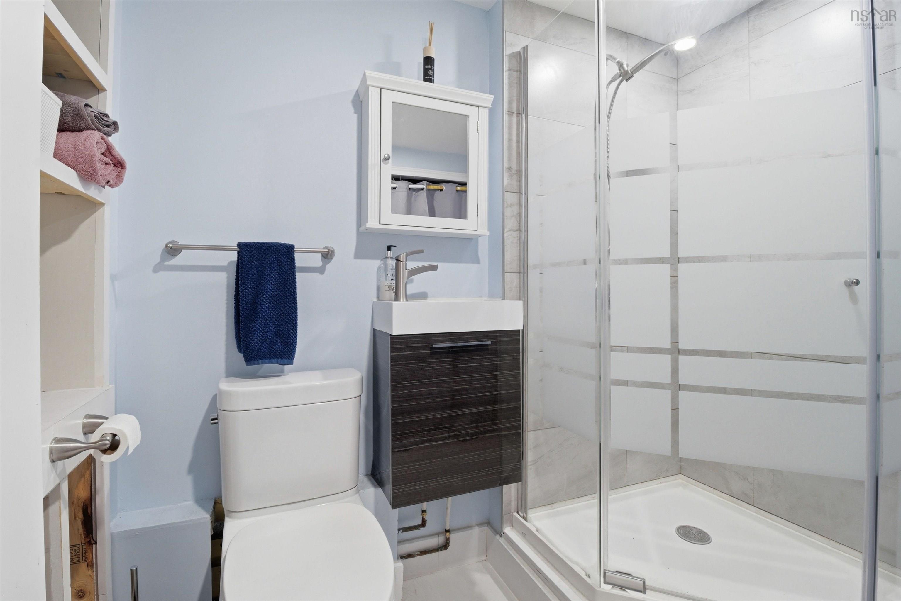 $489,000.00: 216 Stokil Drive, Lower Sackville