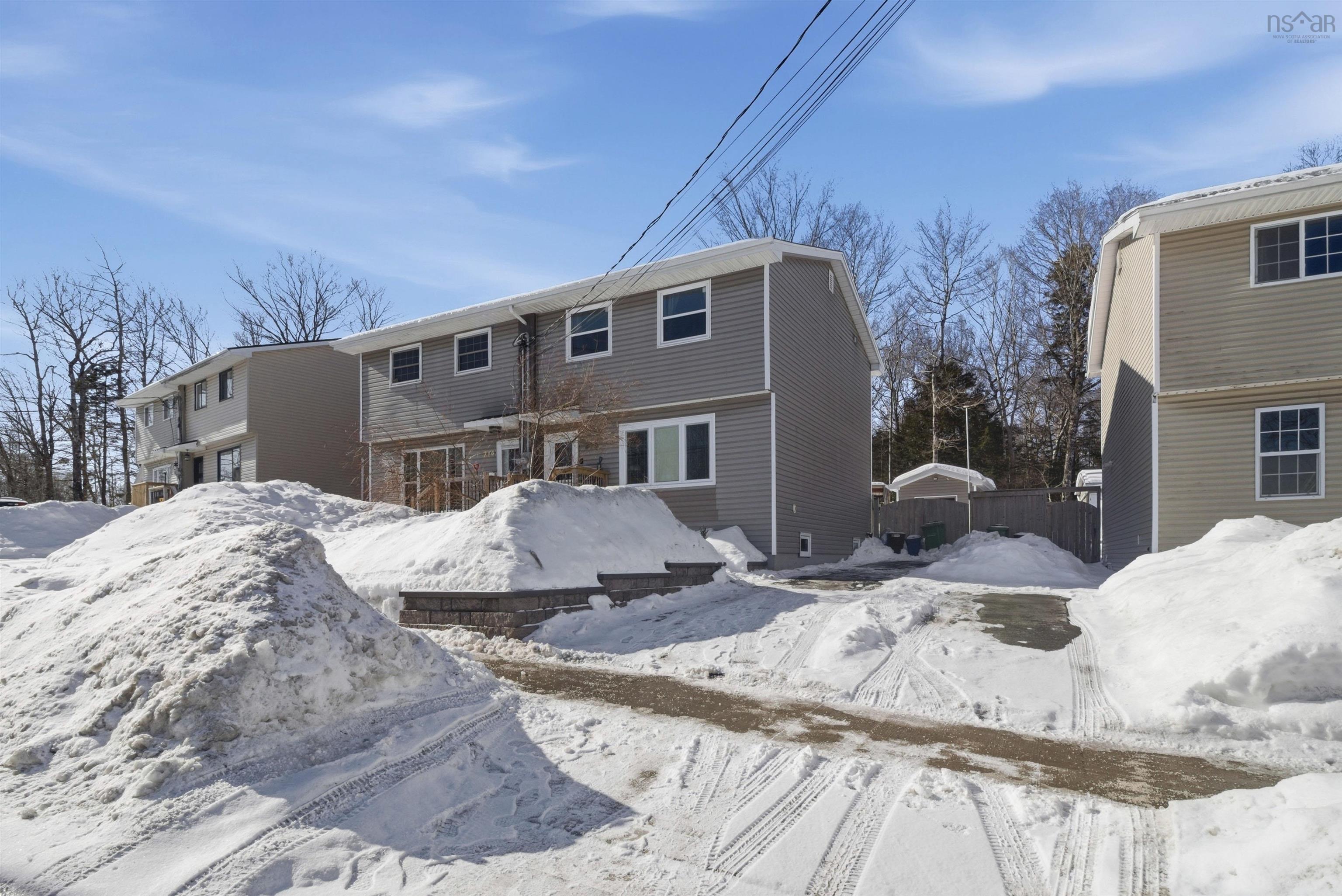 $489,000.00: 216 Stokil Drive, Lower Sackville