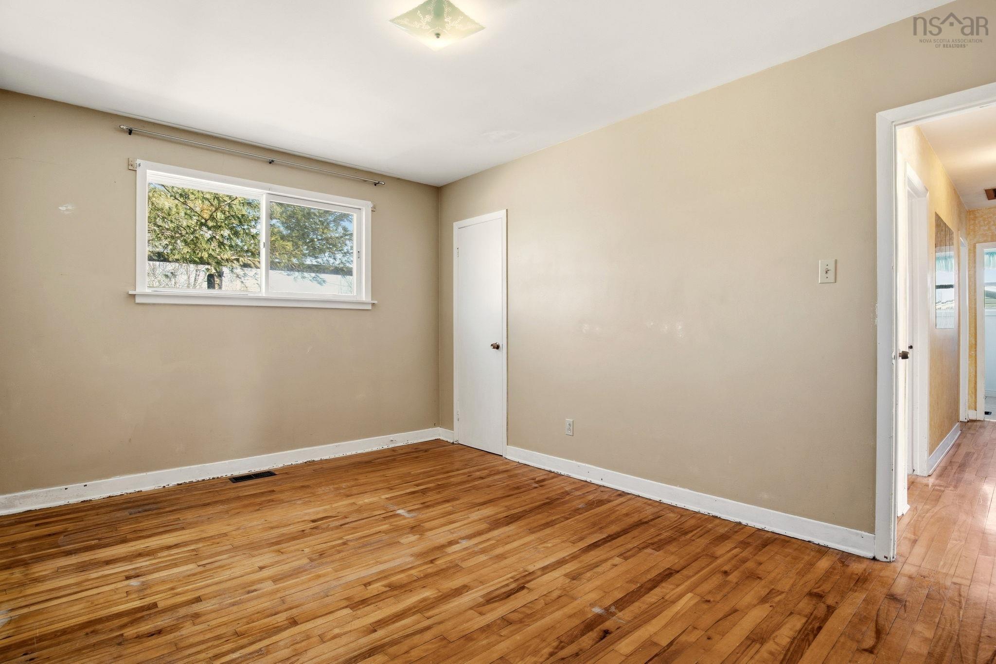 12 Estate Drive, Cole Harbour, NS (MLS 202603837)