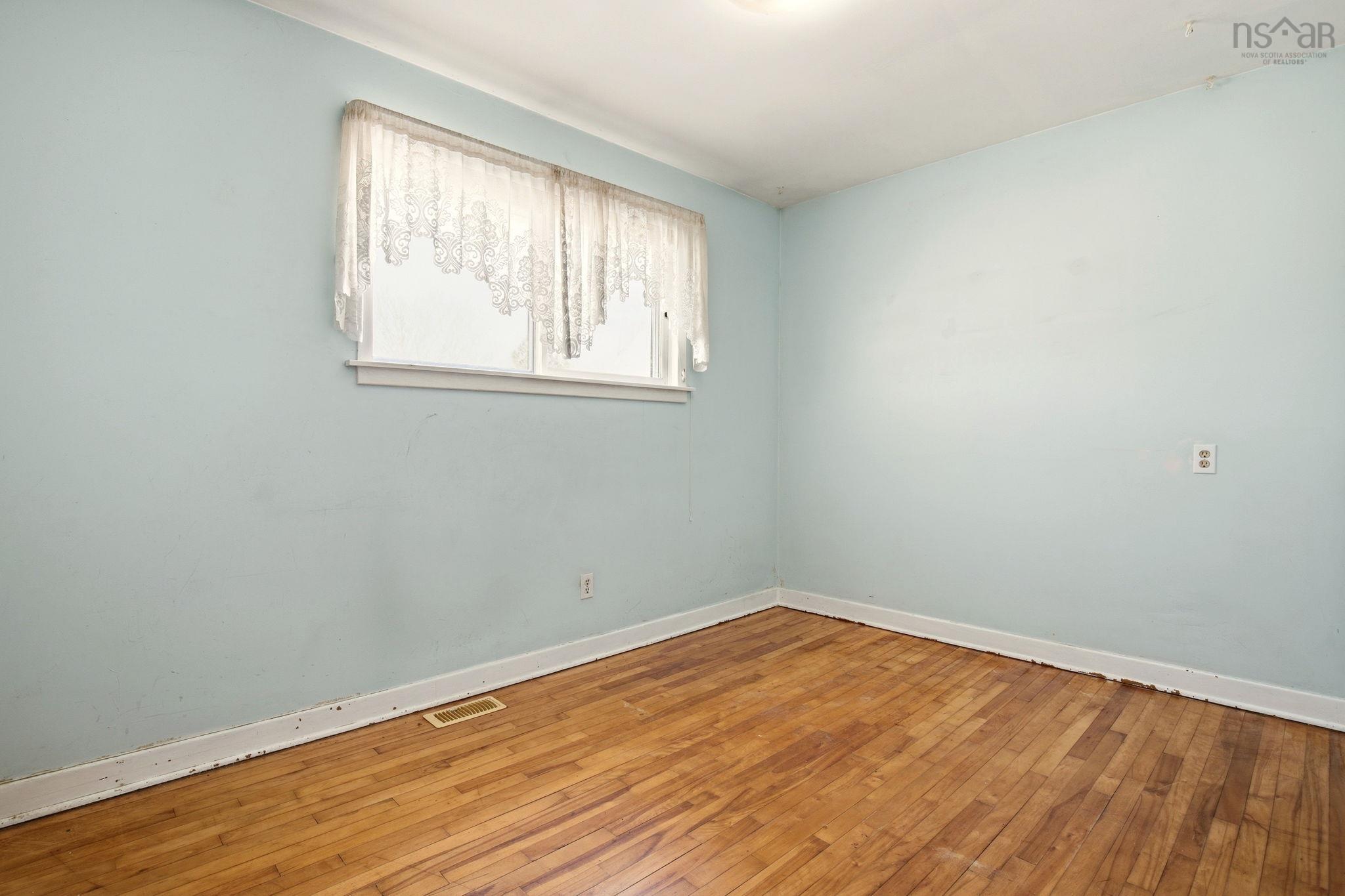 12 Estate Drive, Cole Harbour, NS (MLS 202603837)