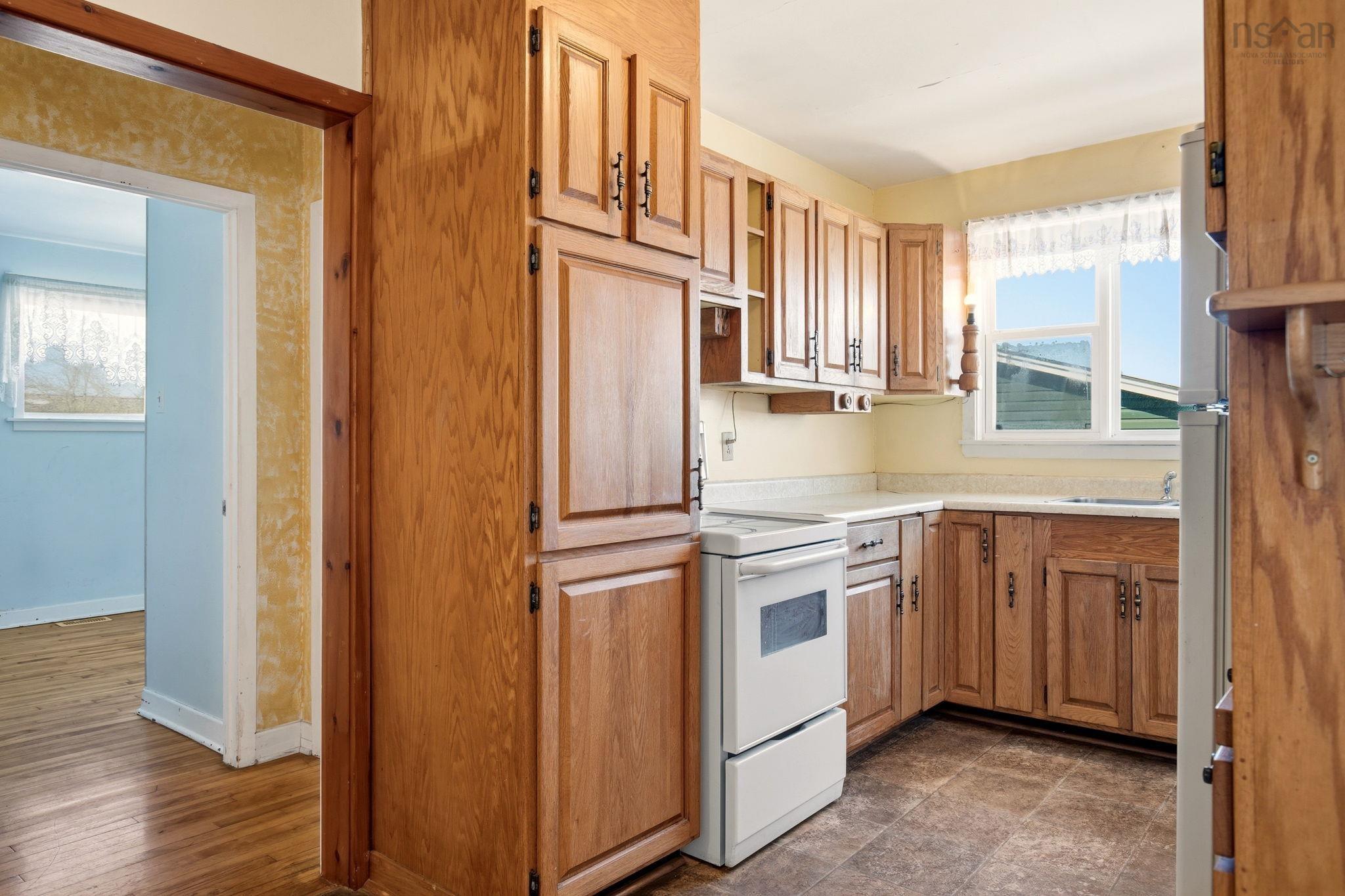 12 Estate Drive, Cole Harbour, NS (MLS 202603837)