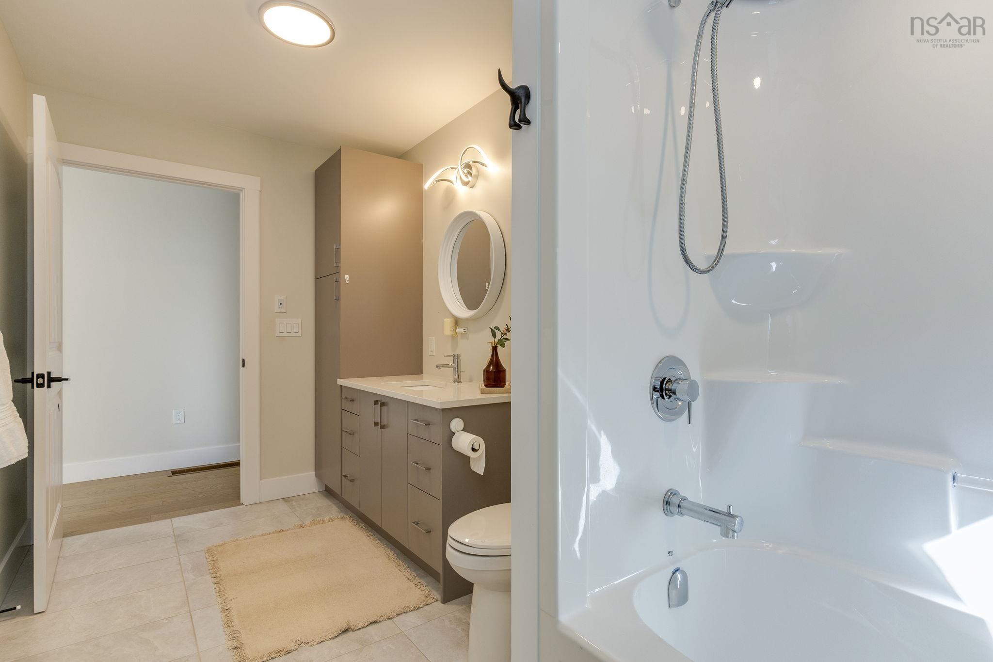 72 Bristolton Avenue, Bedford, NS (MLS 202603841)