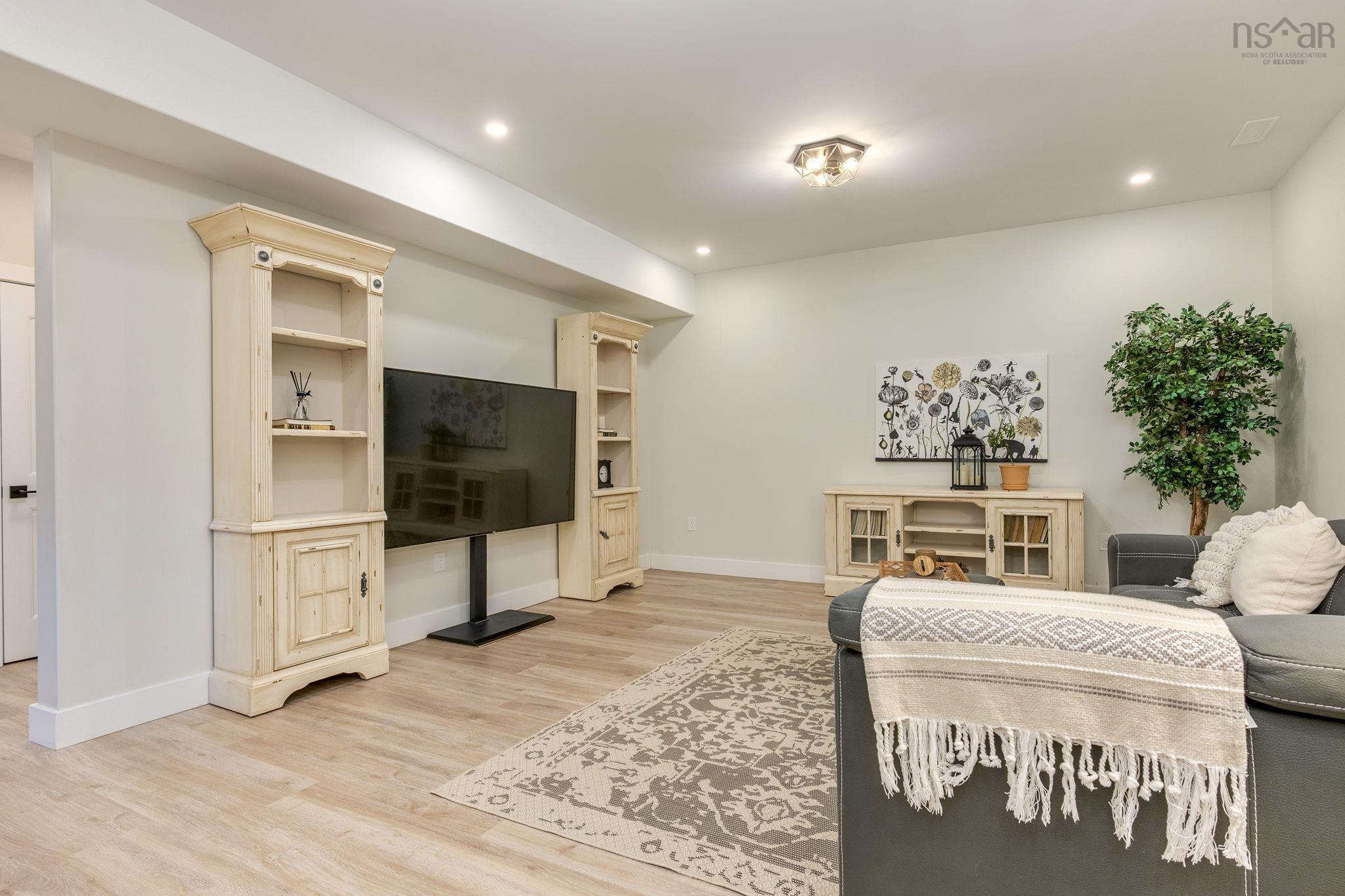 72 Bristolton Avenue, Bedford, NS (MLS 202603841)