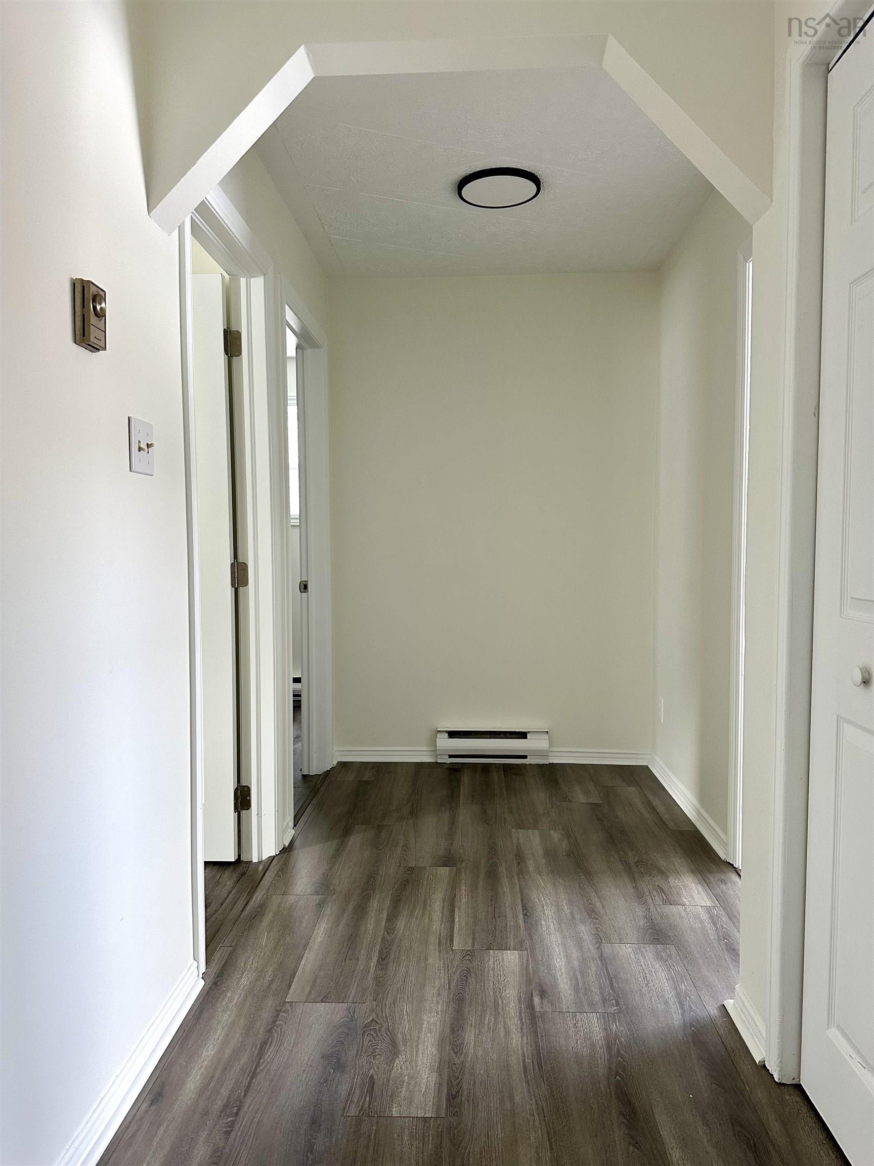 $319,900.00: 14 Crescent Drive, Glace Bay