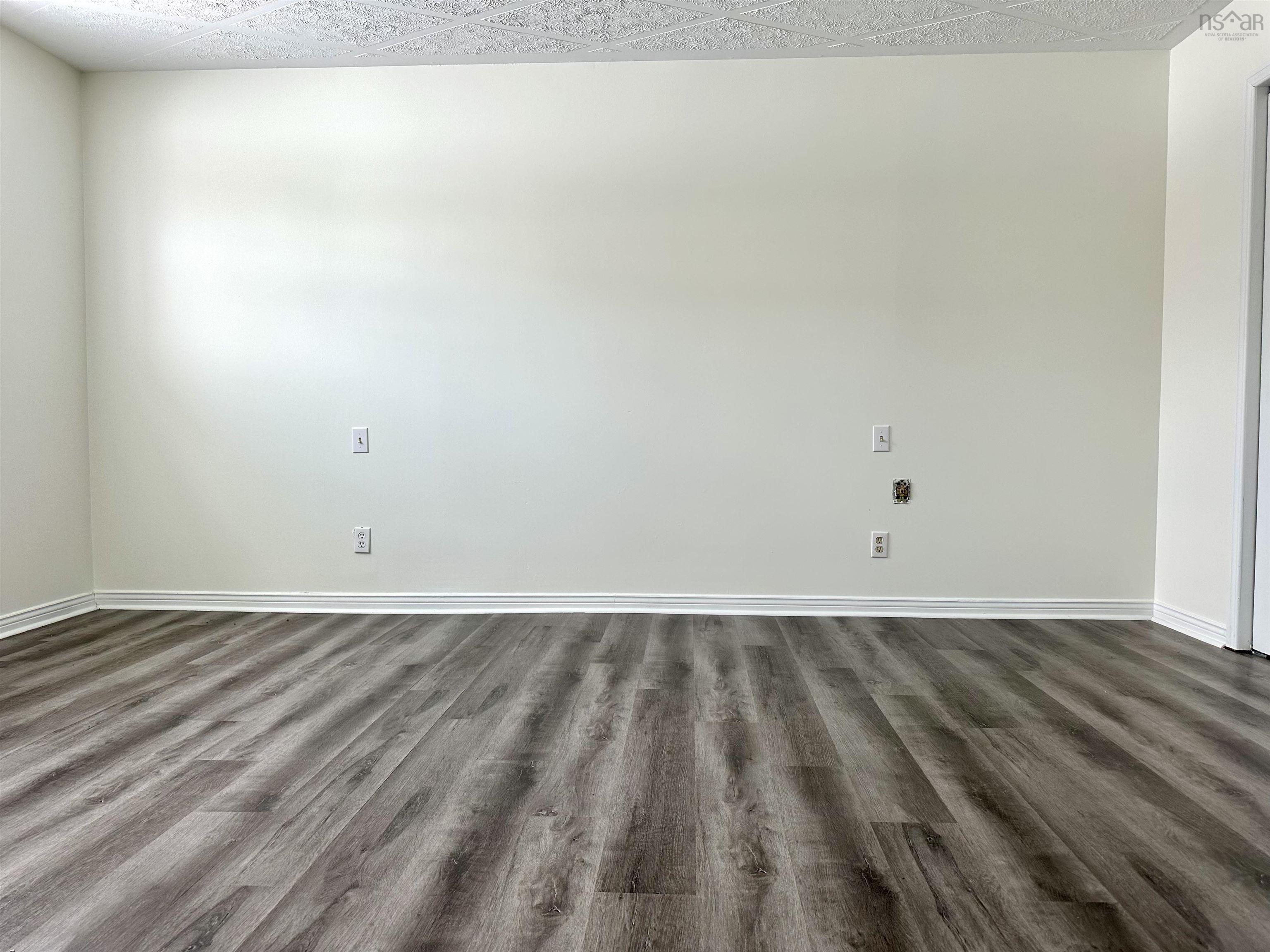 $319,900.00: 14 Crescent Drive, Glace Bay