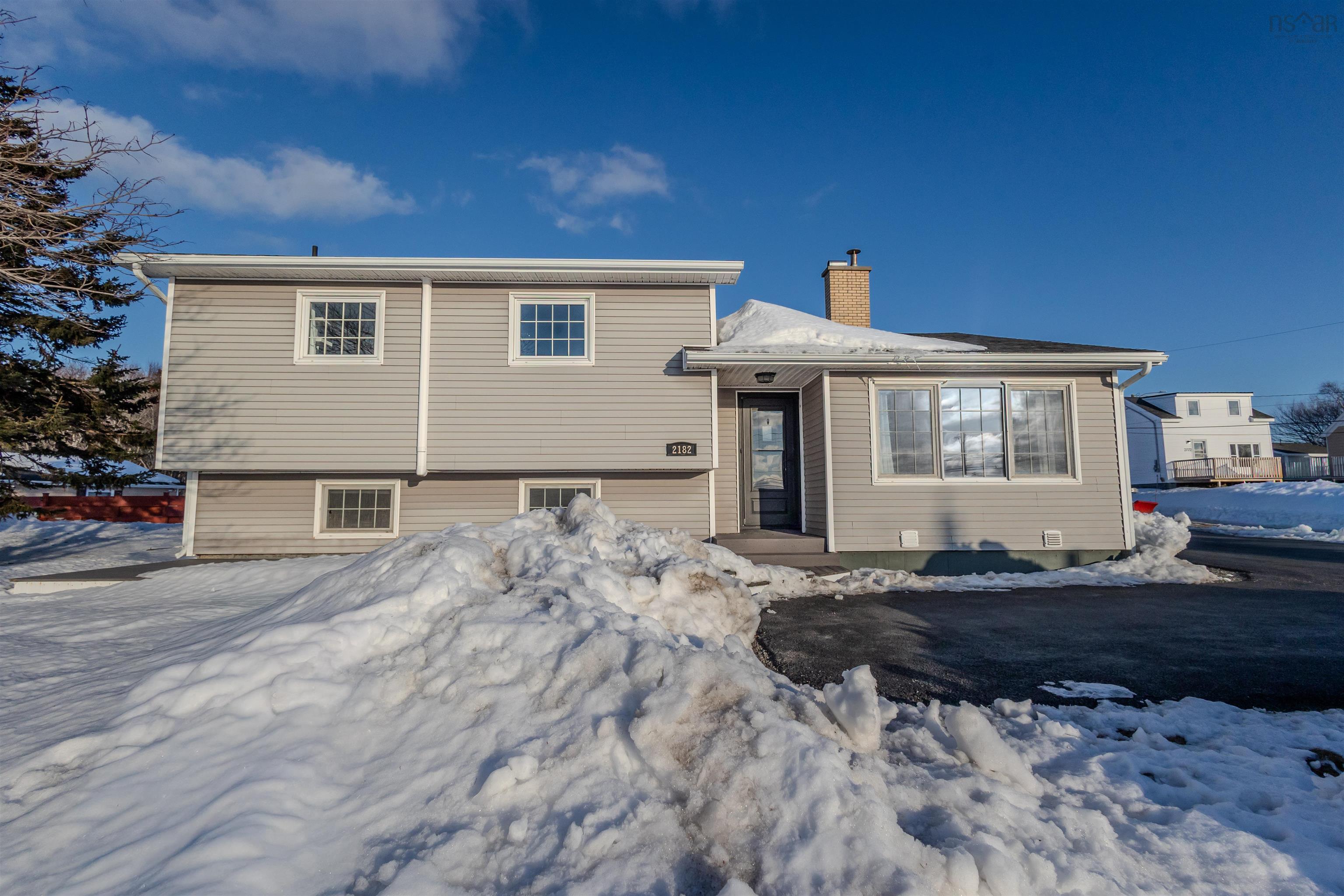 $369,900.00: 2182 New Waterford Highway, South Bar