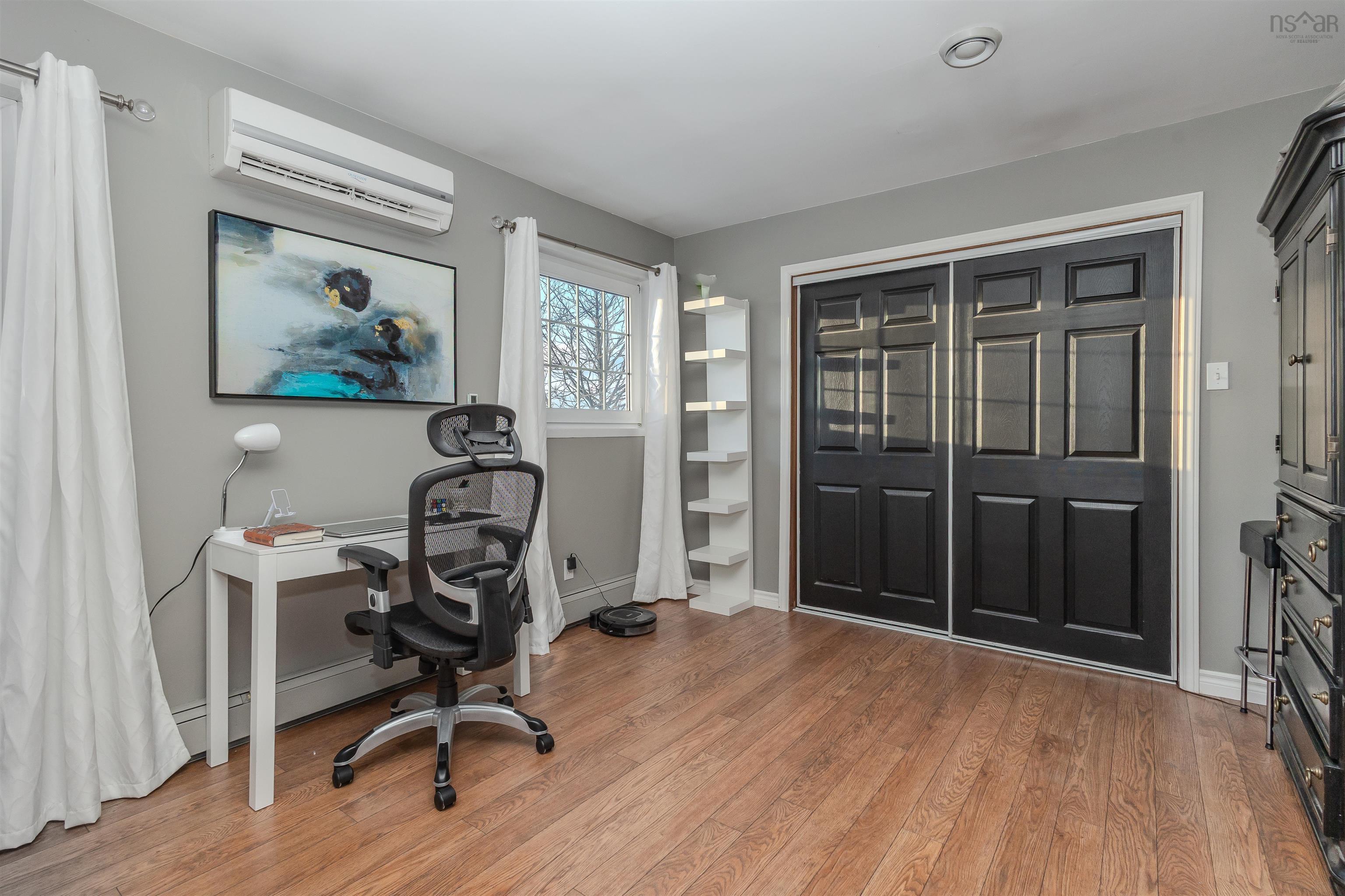 $369,900.00: 2182 New Waterford Highway, South Bar