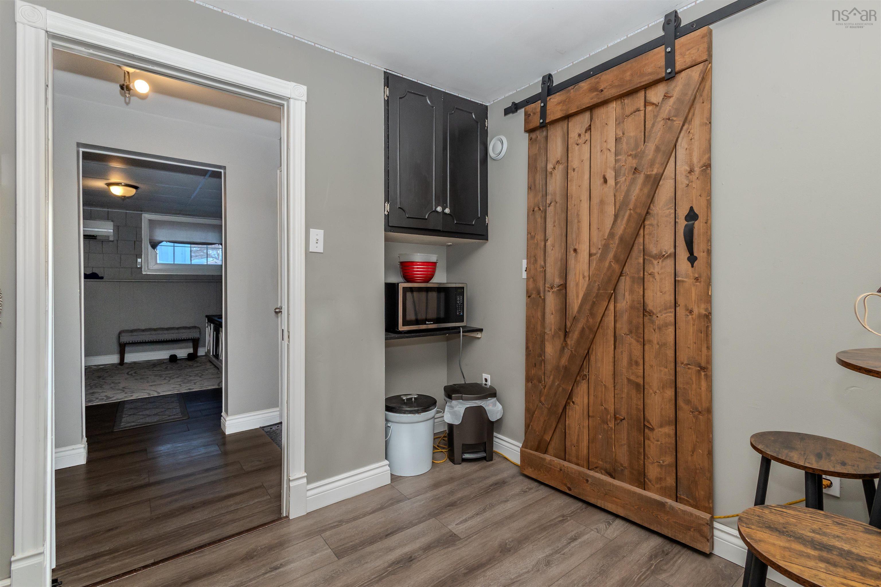 $369,900.00: 2182 New Waterford Highway, South Bar