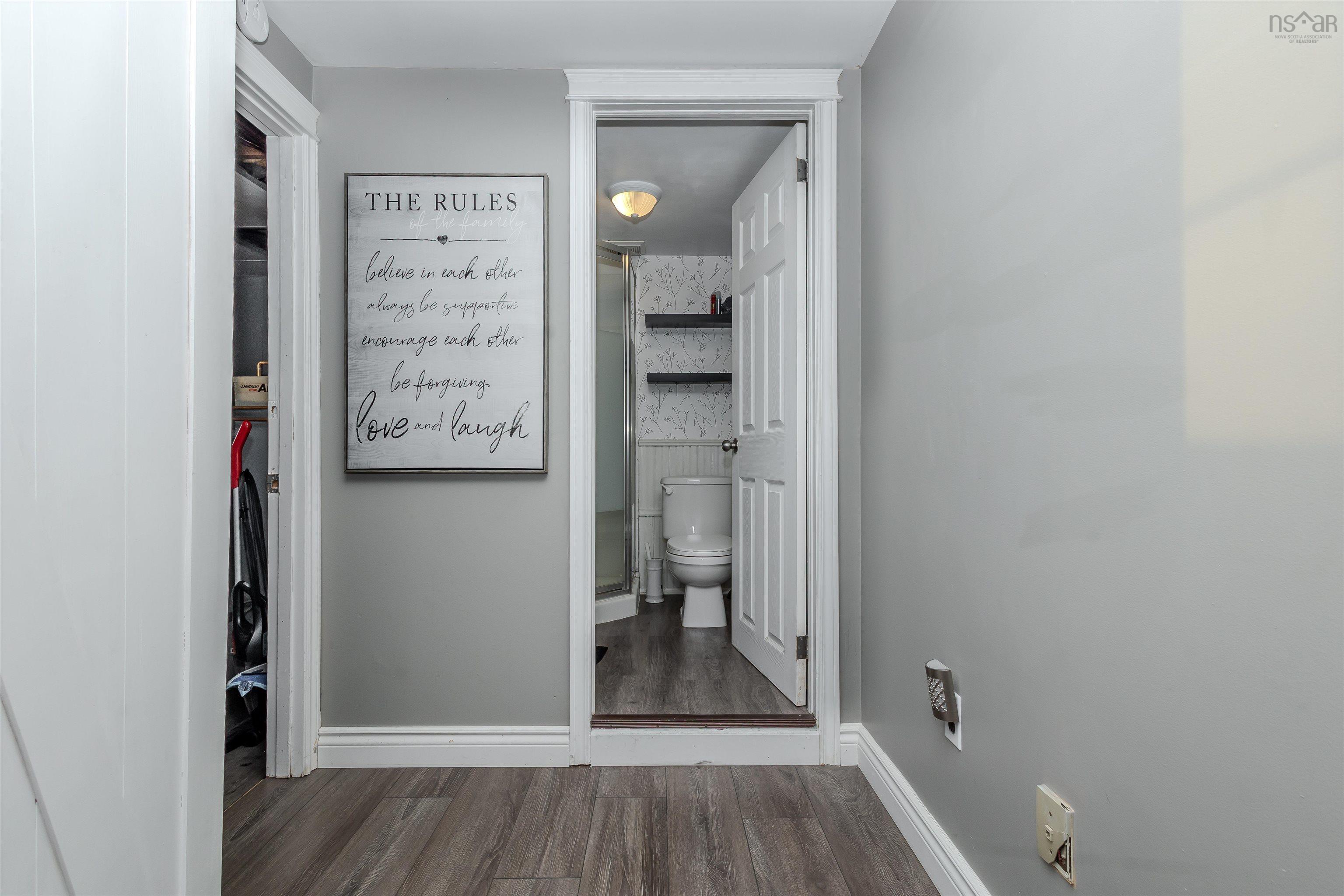 $369,900.00: 2182 New Waterford Highway, South Bar