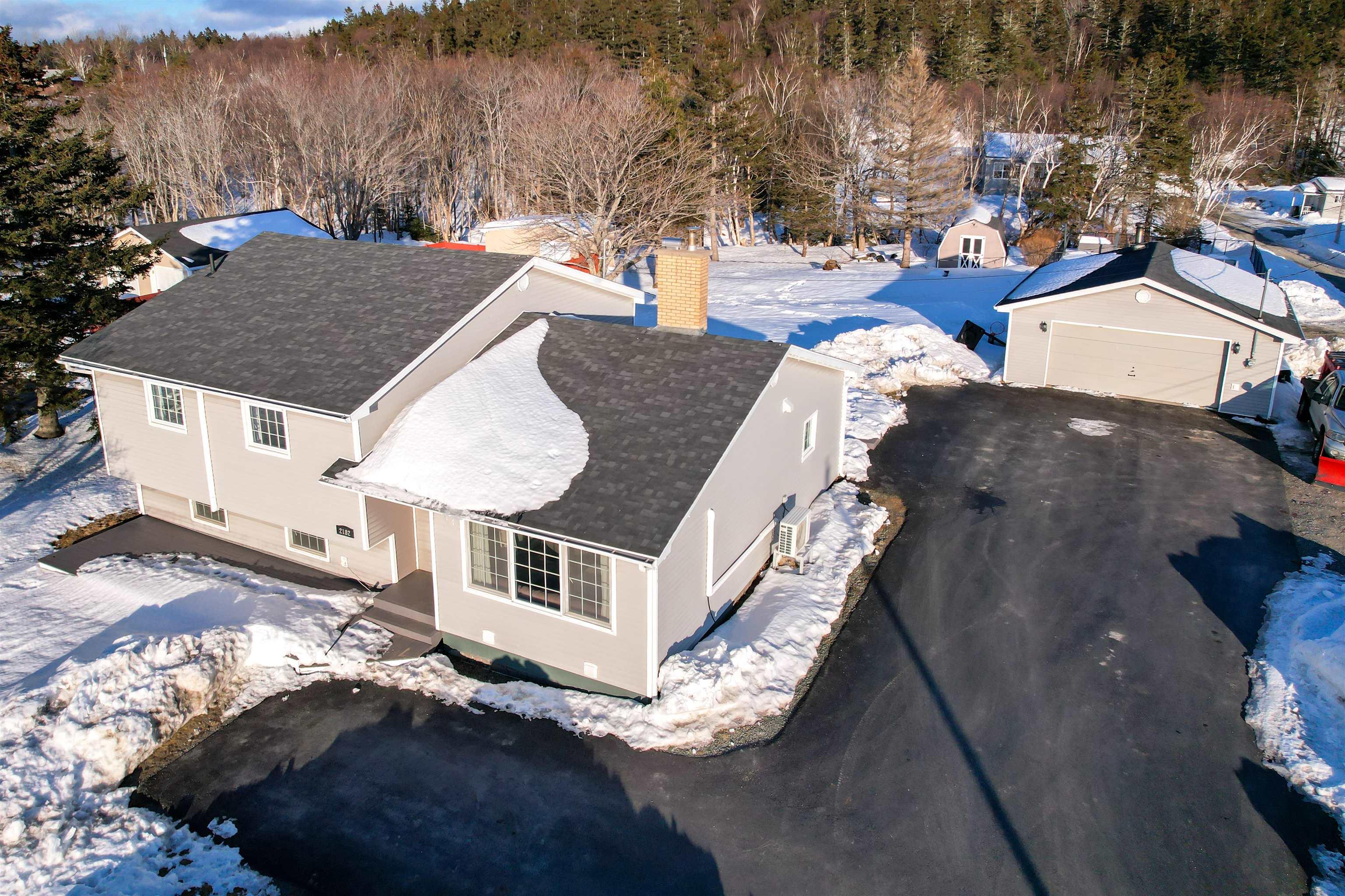 $369,900.00: 2182 New Waterford Highway, South Bar