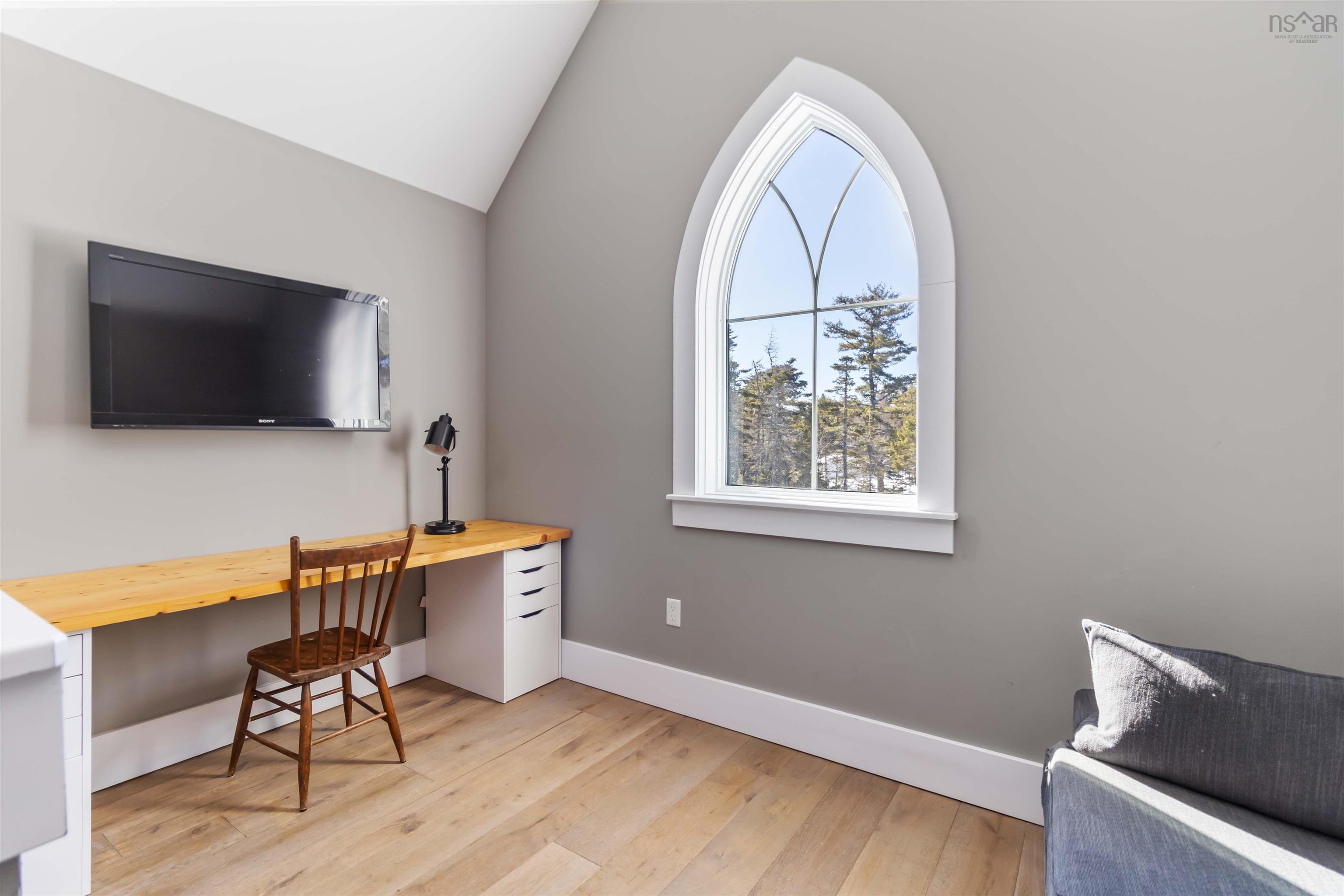 $997,000.00: 25 White Pine Ridge, Hubley