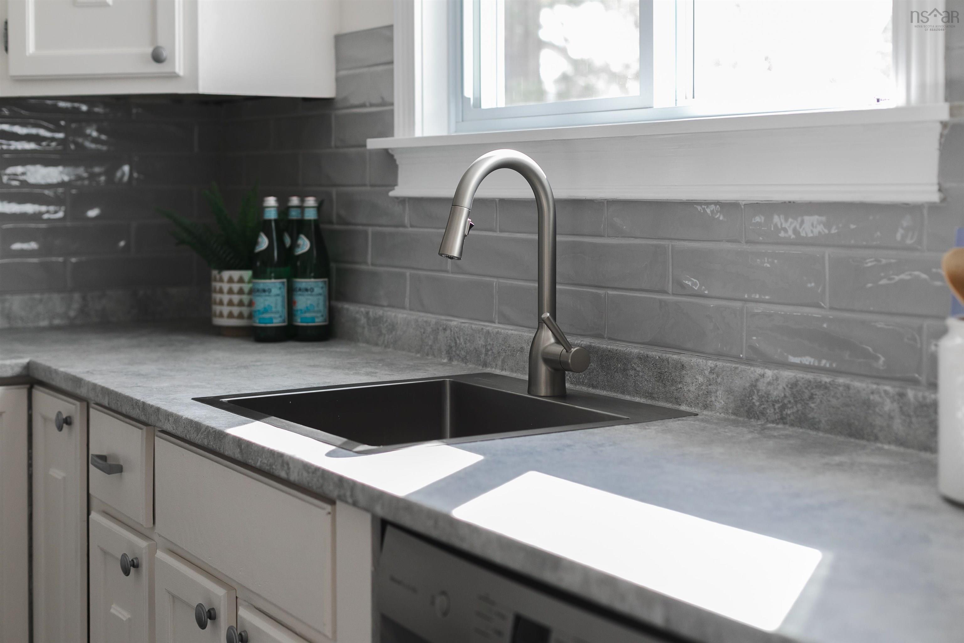 12 Medford Street, Dartmouth, NS (MLS 202603850)