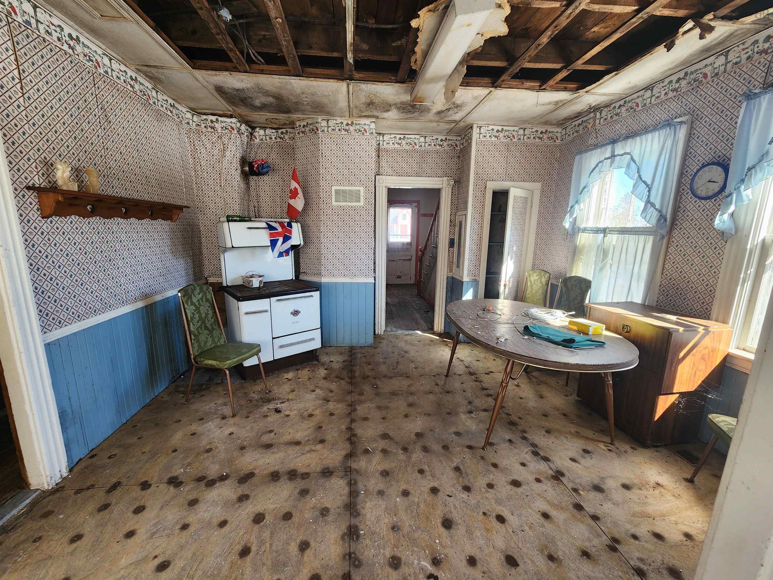 $239,000.00: 28 White Point 1 Road, White Point