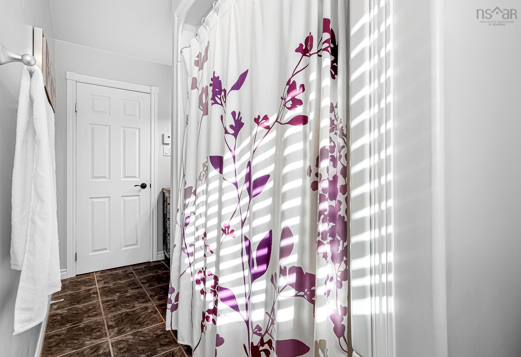 $549,900.00: 35 Poplar Drive, Lantz