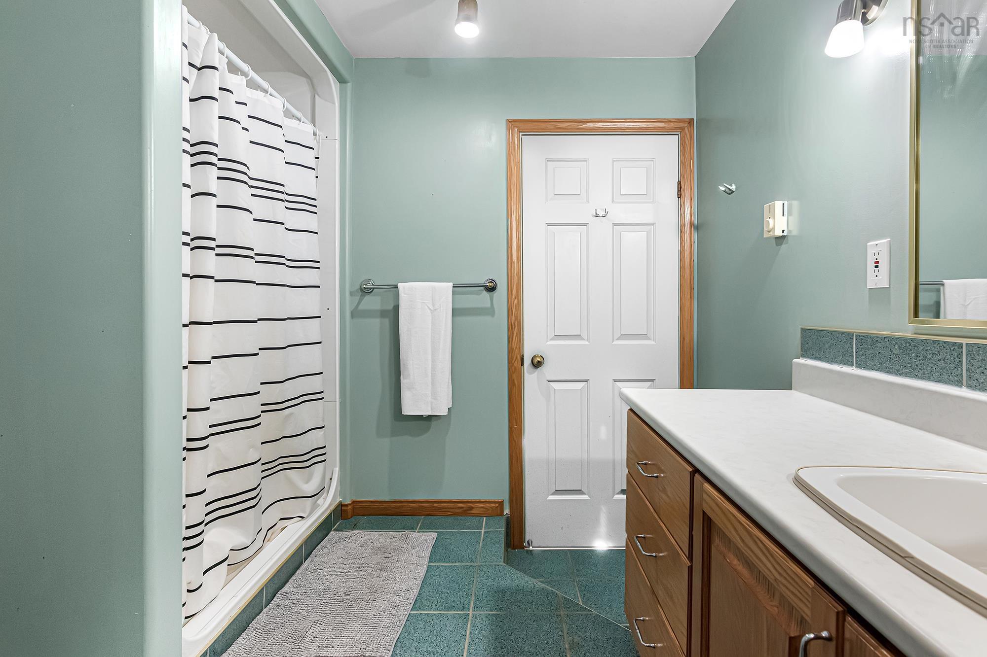 $549,900.00: 35 Poplar Drive, Lantz