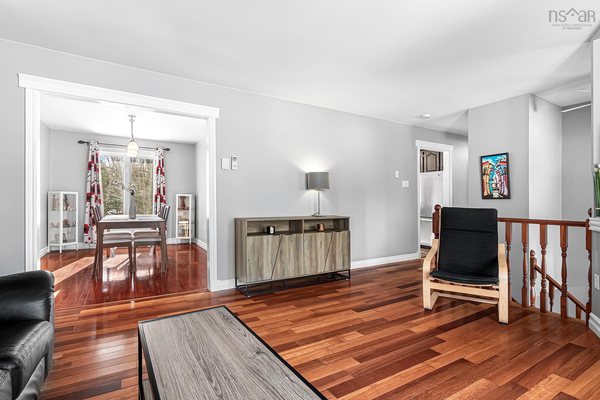 $549,900.00: 35 Poplar Drive, Lantz