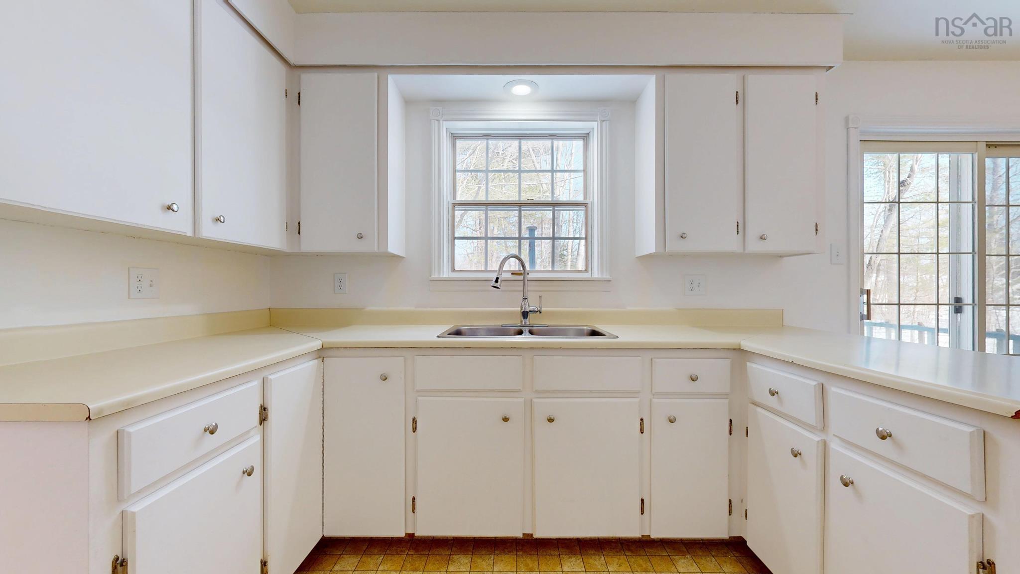 $369,900.00: 1421 Princess Crescent, Coldbrook