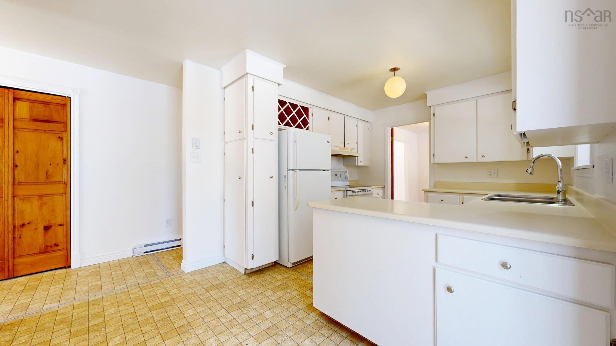 $369,900.00: 1421 Princess Crescent, Coldbrook