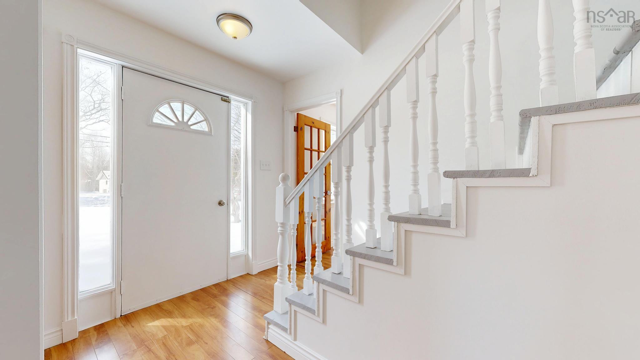 $369,900.00: 1421 Princess Crescent, Coldbrook