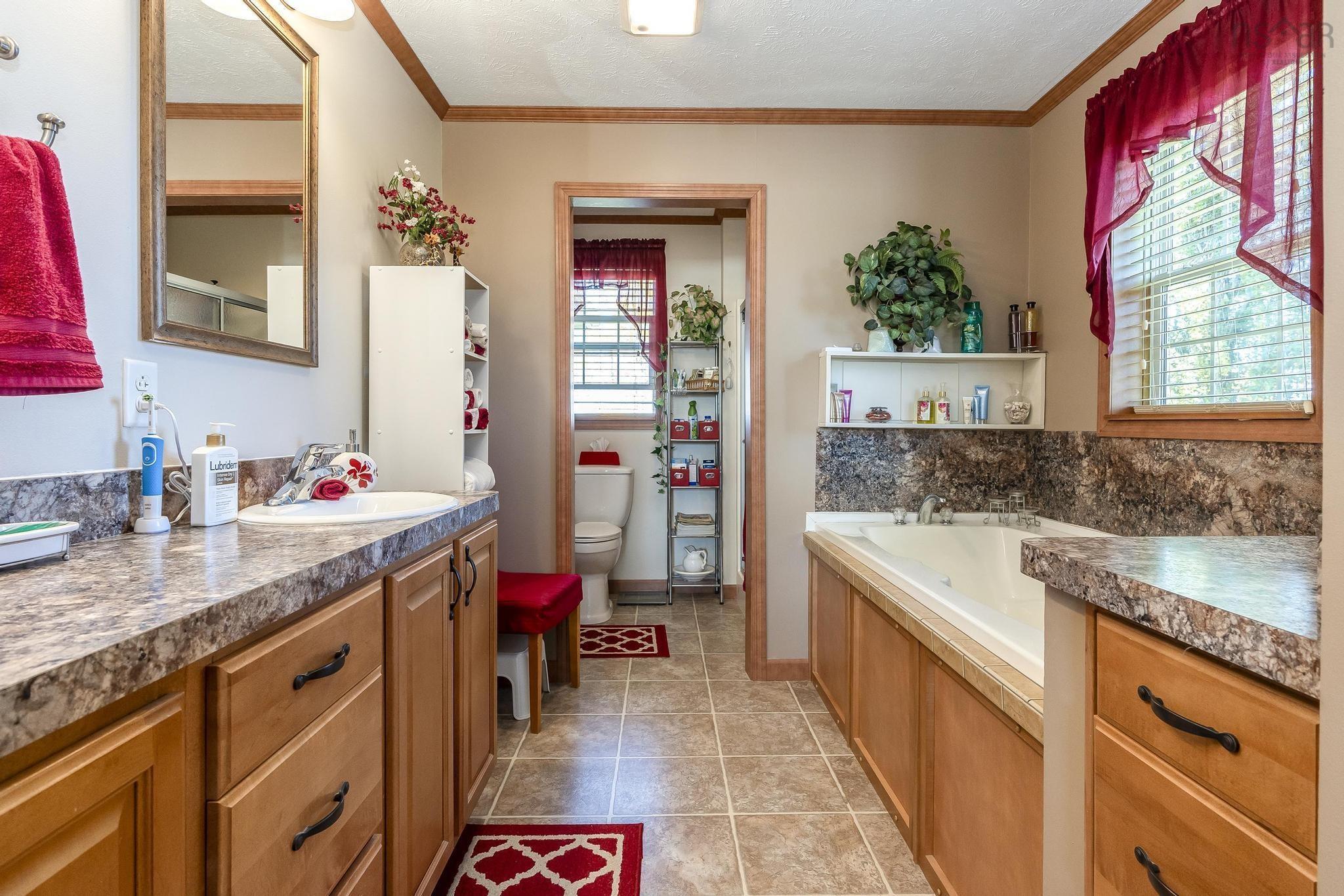 $689,500.00: 151 Appalosa Trail, Bayhead