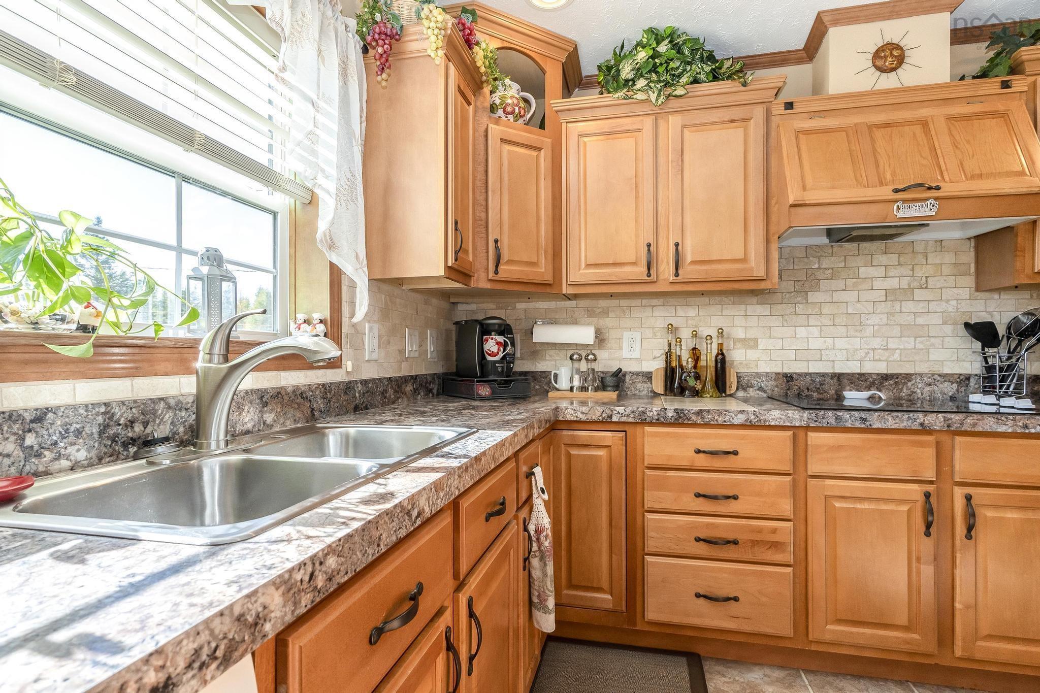 $689,500.00: 151 Appalosa Trail, Bayhead