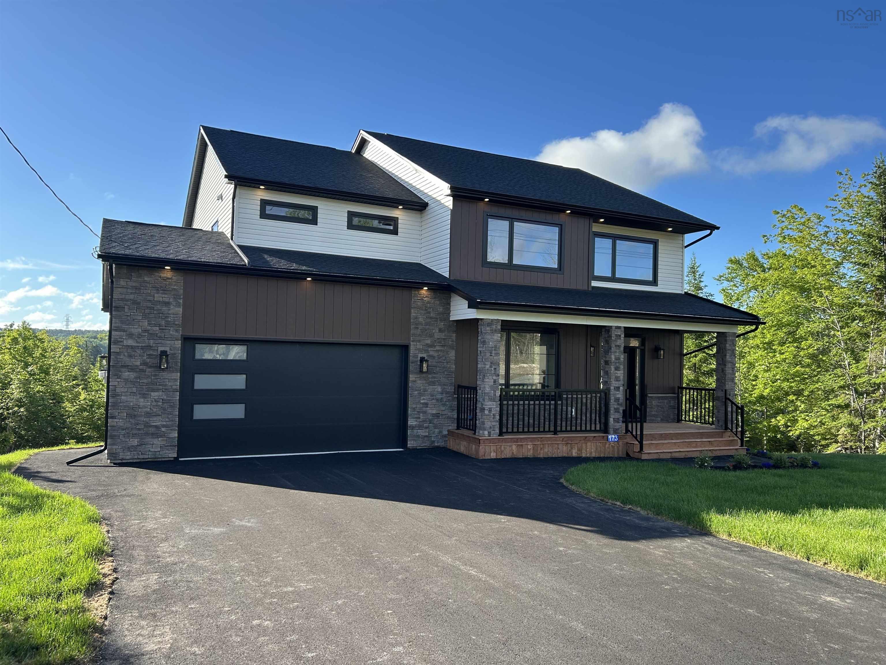 $1,275,000.00: 173 Orchid Court, Middle Sackville