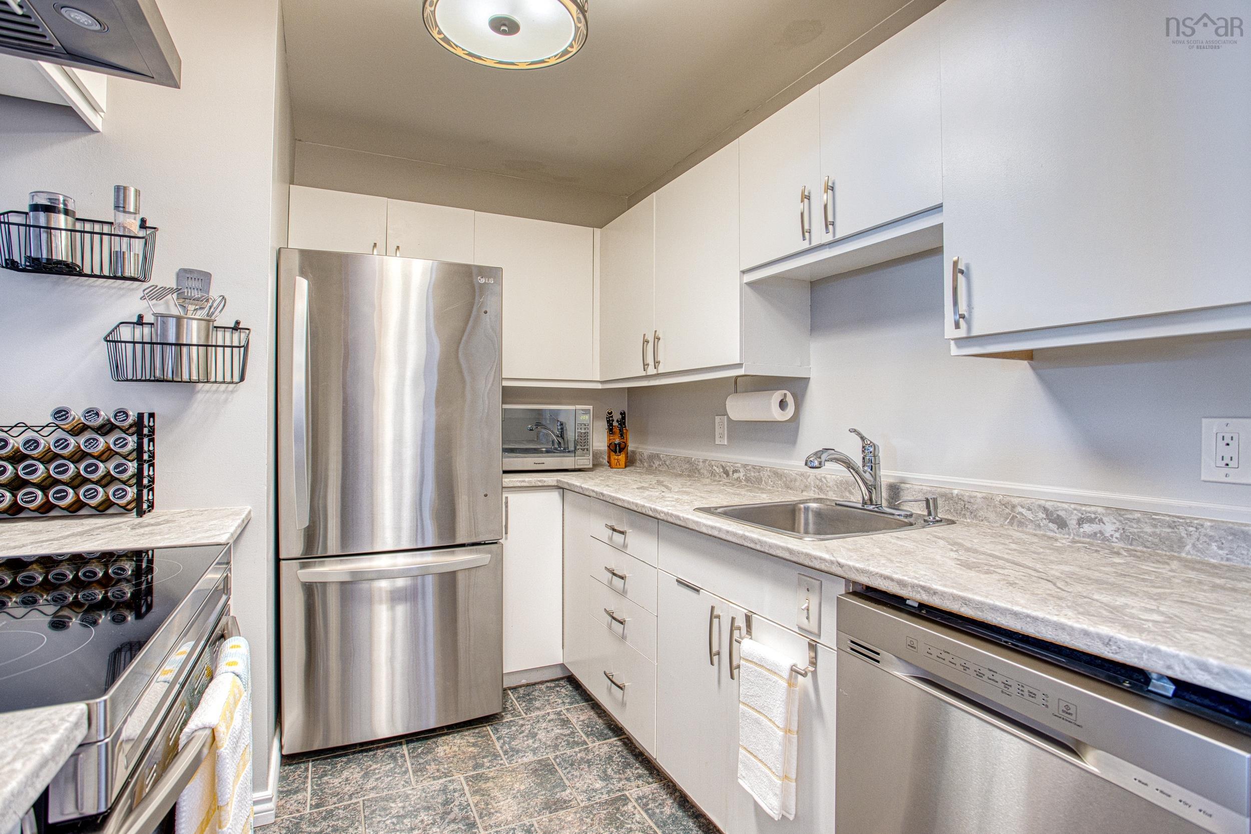 221 24 Hammonds Plains Road, Halifax, NS (MLS 202603872)