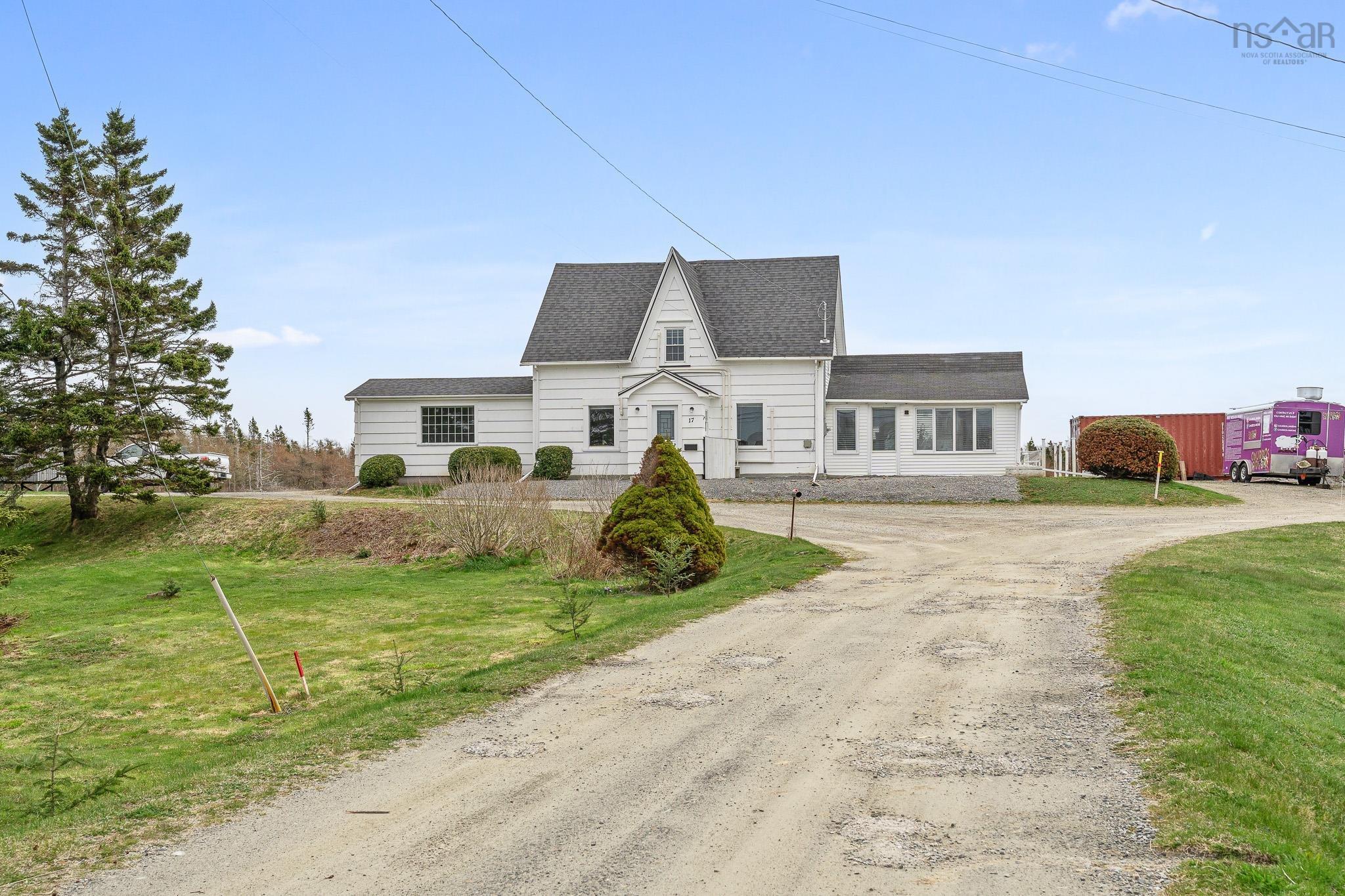 $374,900.00: 17 Ponderosa Lane, Lower West Pubnico