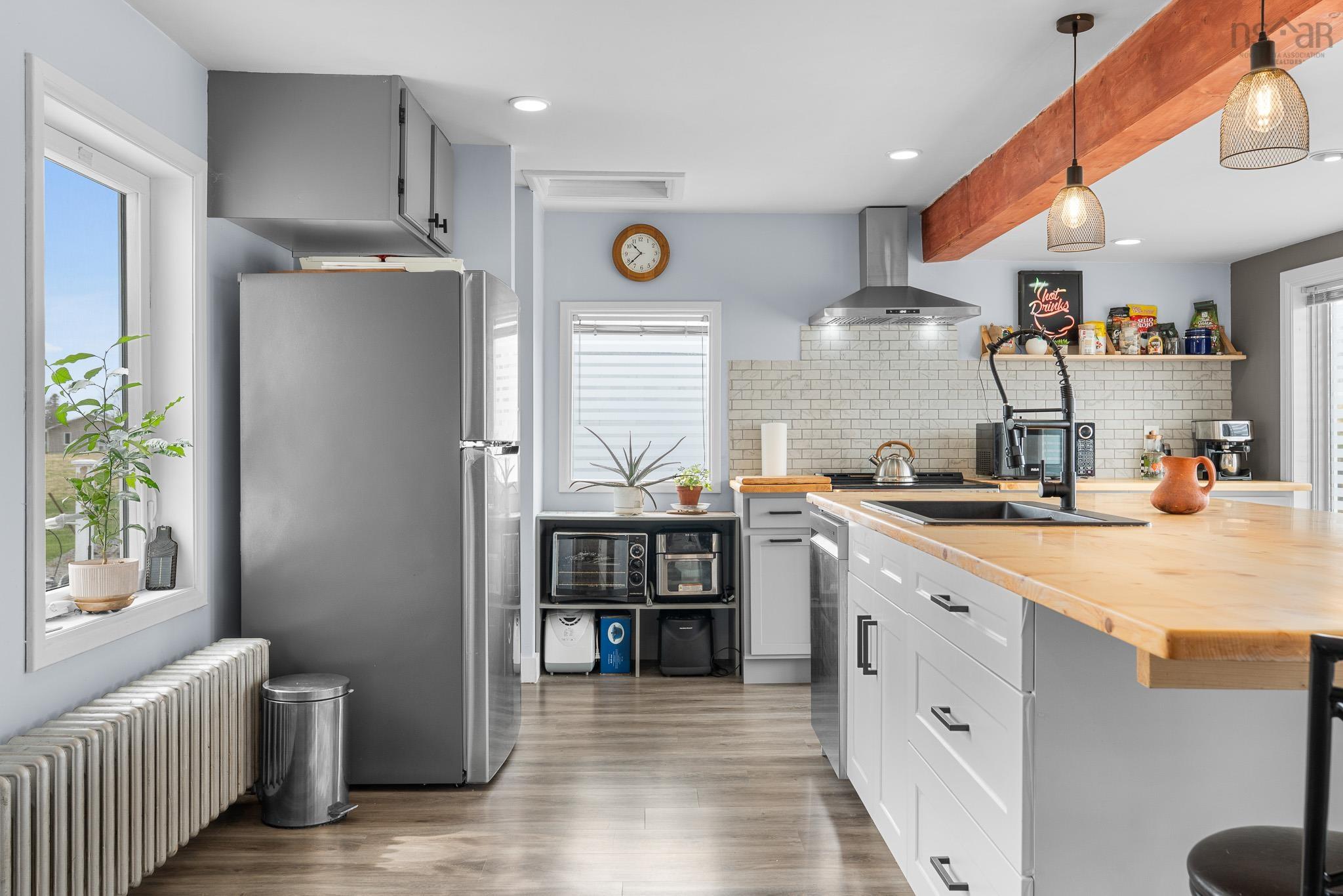 $374,900.00: 17 Ponderosa Lane, Lower West Pubnico