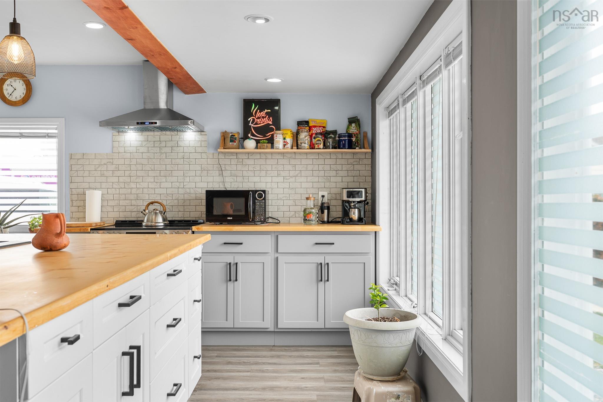 $374,900.00: 17 Ponderosa Lane, Lower West Pubnico