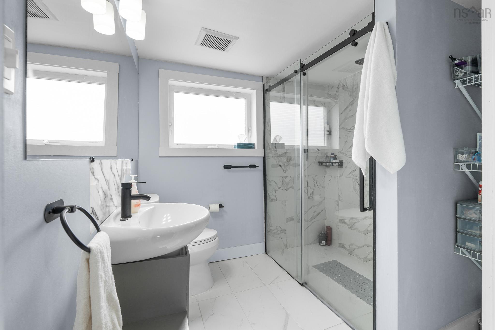 $374,900.00: 17 Ponderosa Lane, Lower West Pubnico