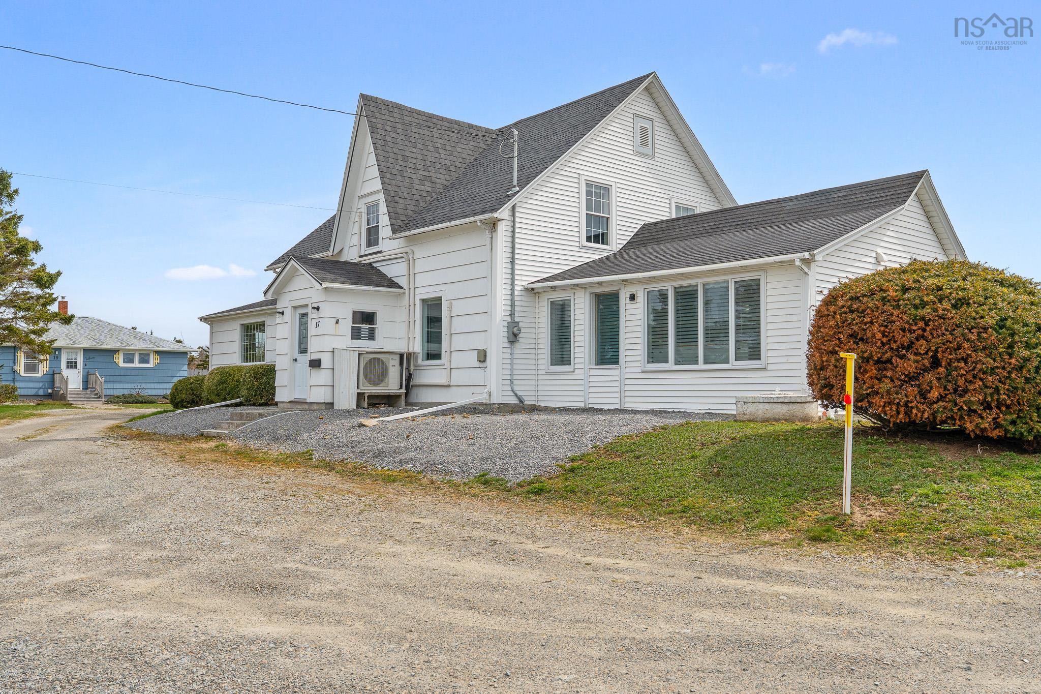 $374,900.00: 17 Ponderosa Lane, Lower West Pubnico