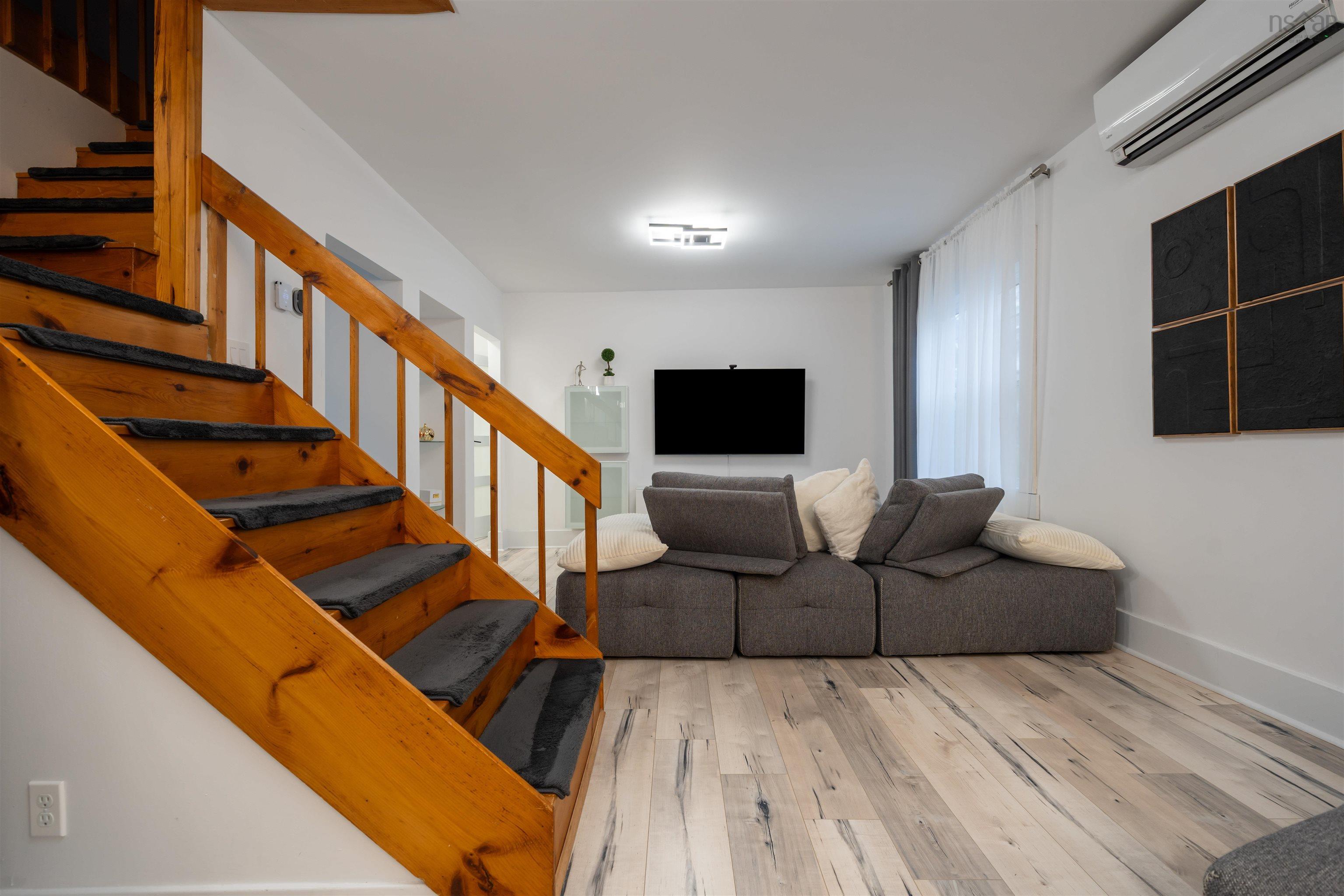 $329,900.00: 140 Maple Avenue, New Glasgow