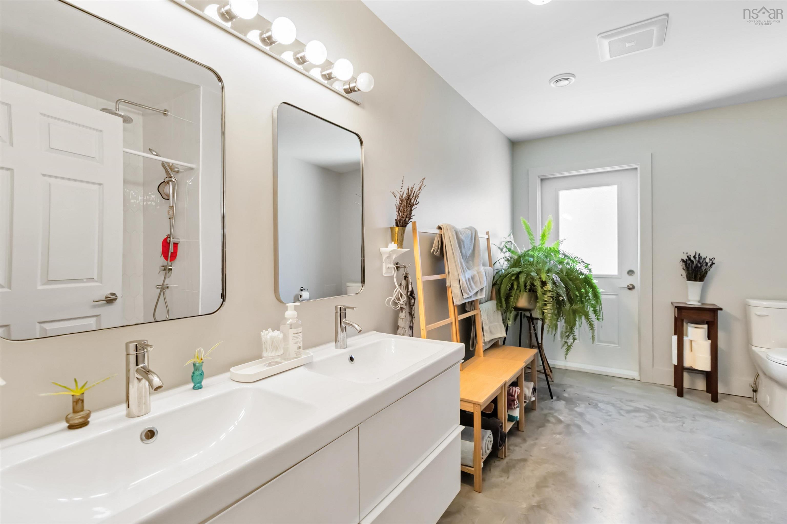 $795,000.00: 267 Harbour View Drive, Lunenburg