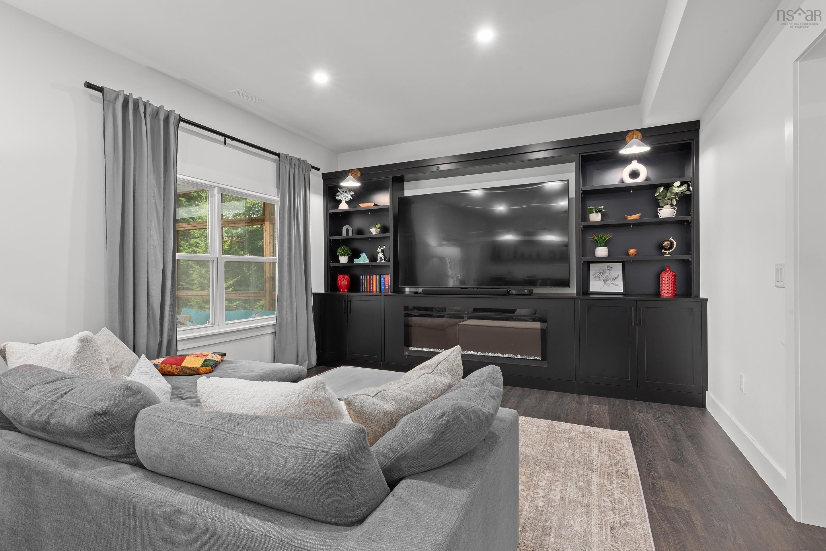 1424 Mccabe Lake Drive, Middle Sackville, NS (MLS 202603901)