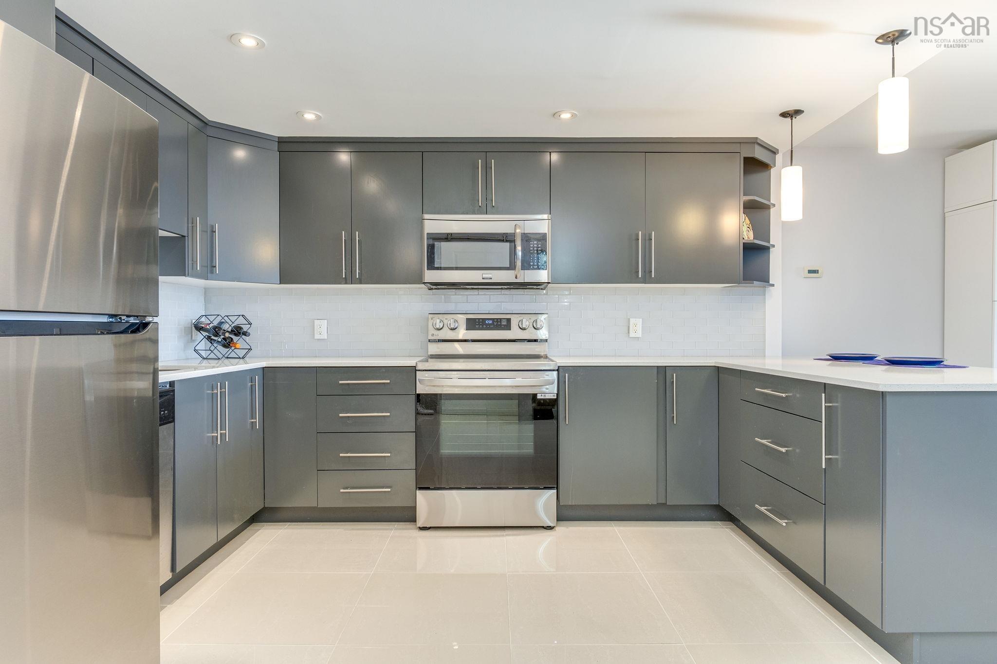 805 6369 Coburg Road, Halifax, NS (MLS 202603904)