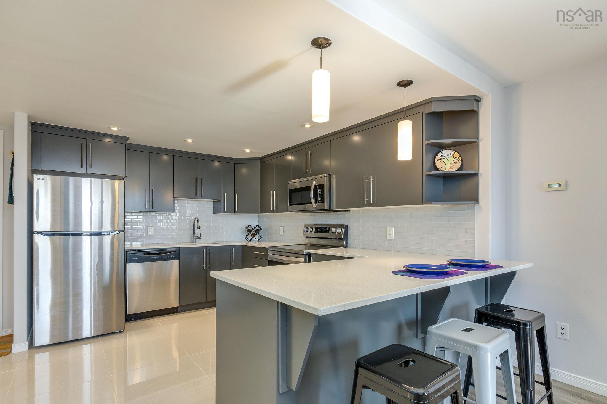 805 6369 Coburg Road, Halifax, NS (MLS 202603904)