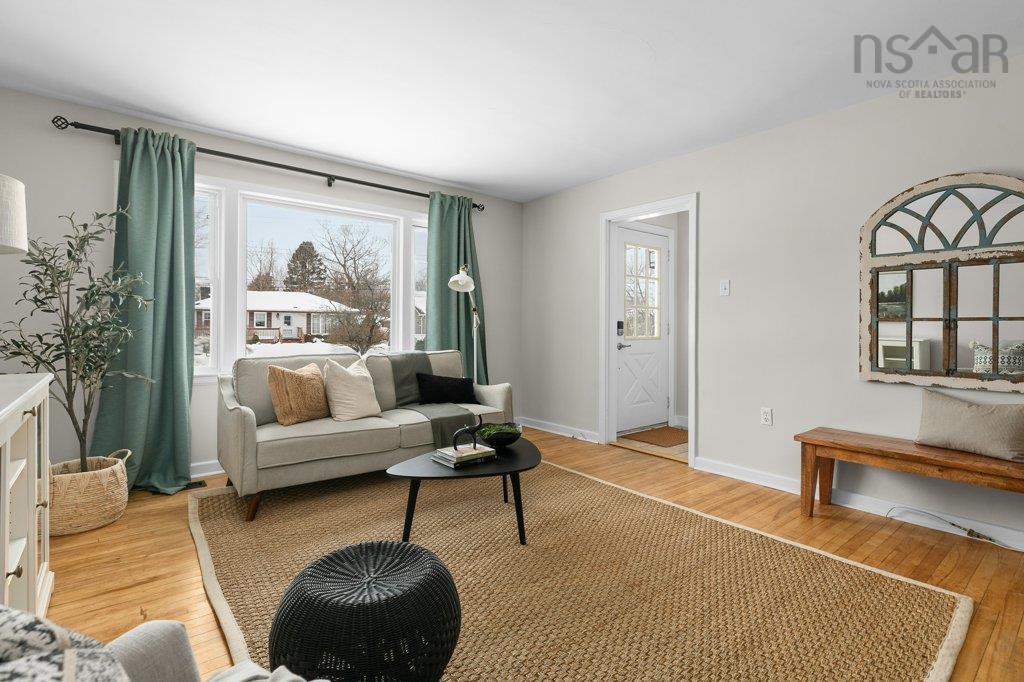 $519,900.00: 31 Guysborough Avenue, Dartmouth